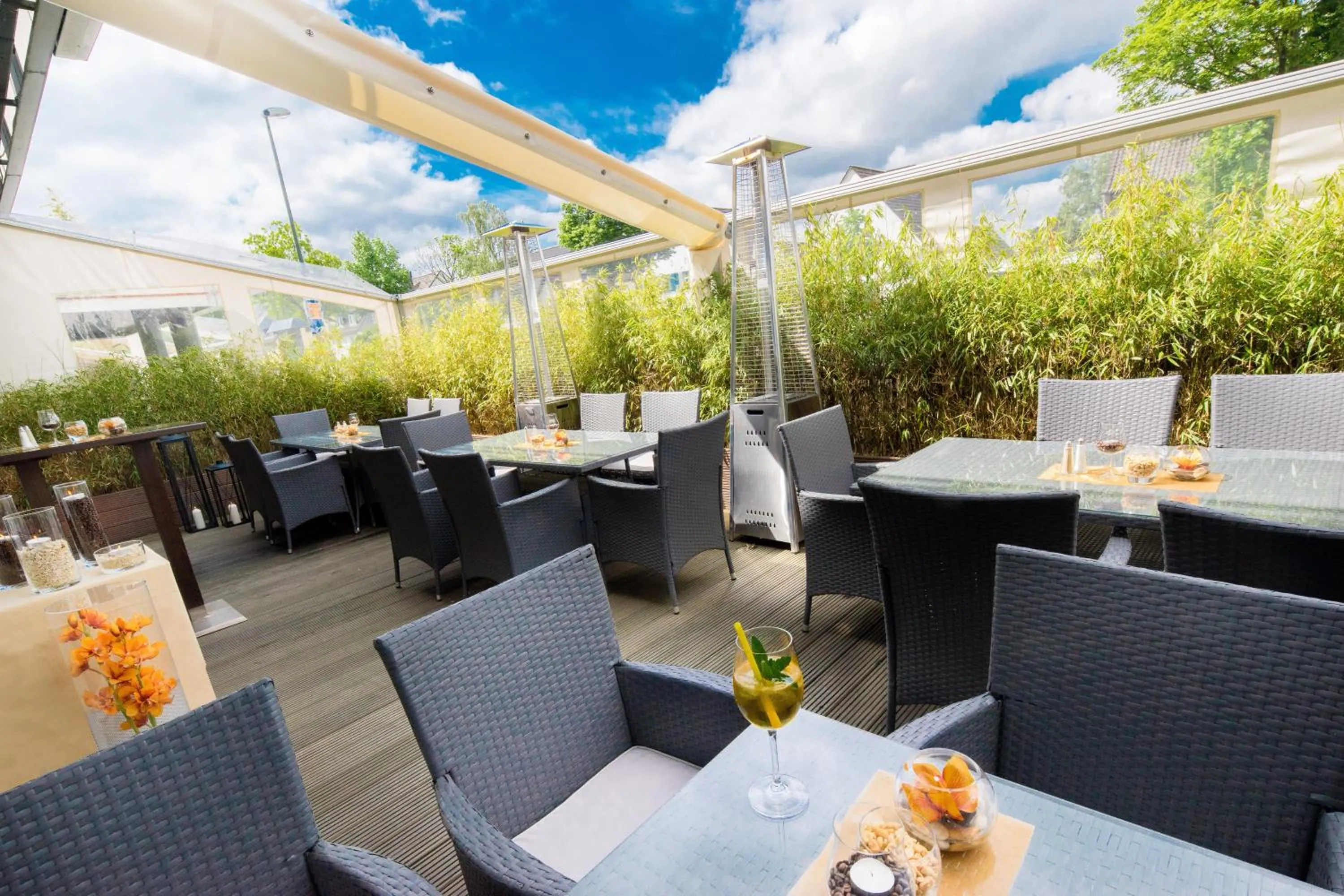 Day in Air Hotel Wartburg