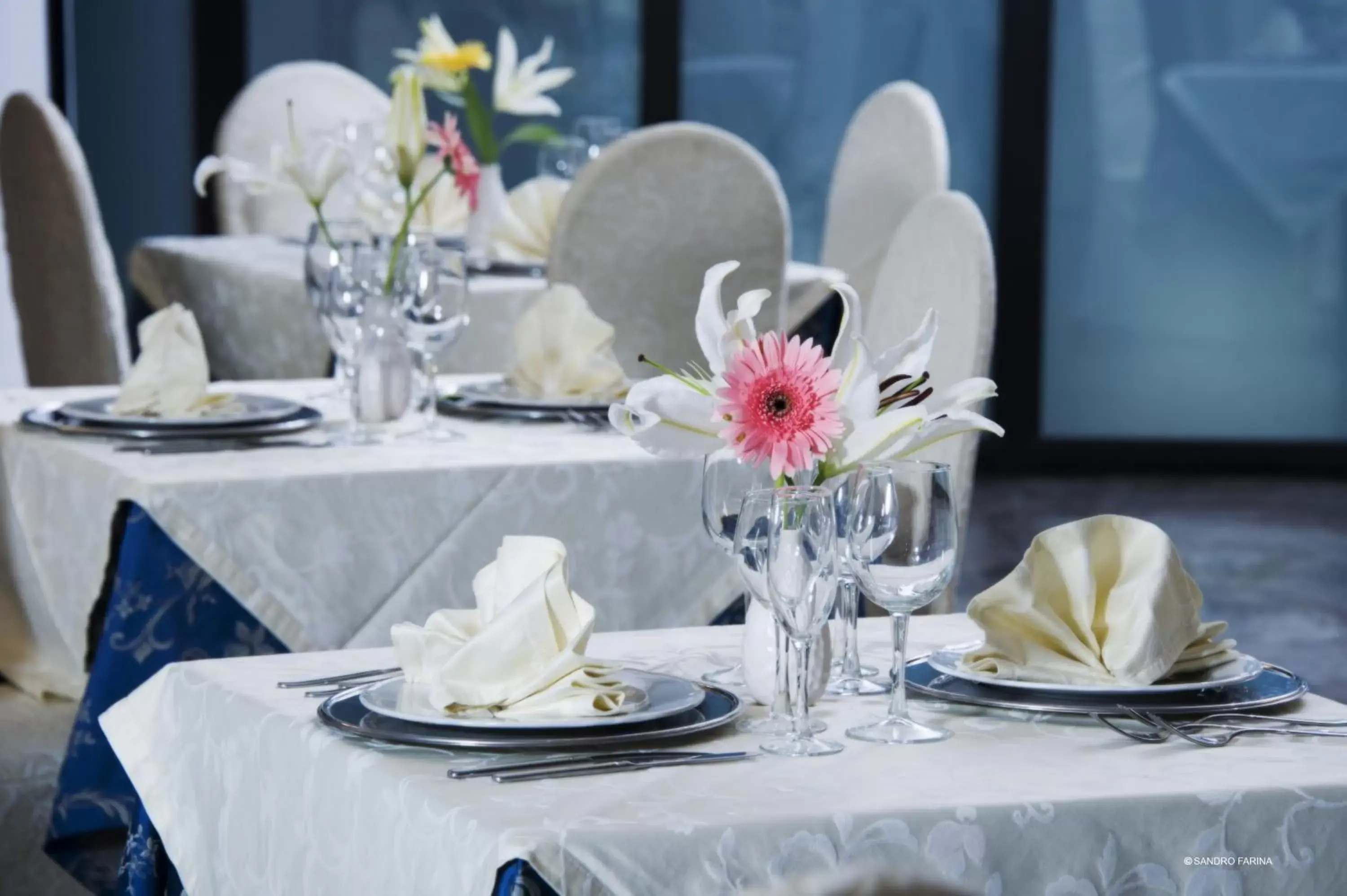 Restaurant/places to eat in Accord Le Rose Restaurant/places to eat in Accord Le Rose