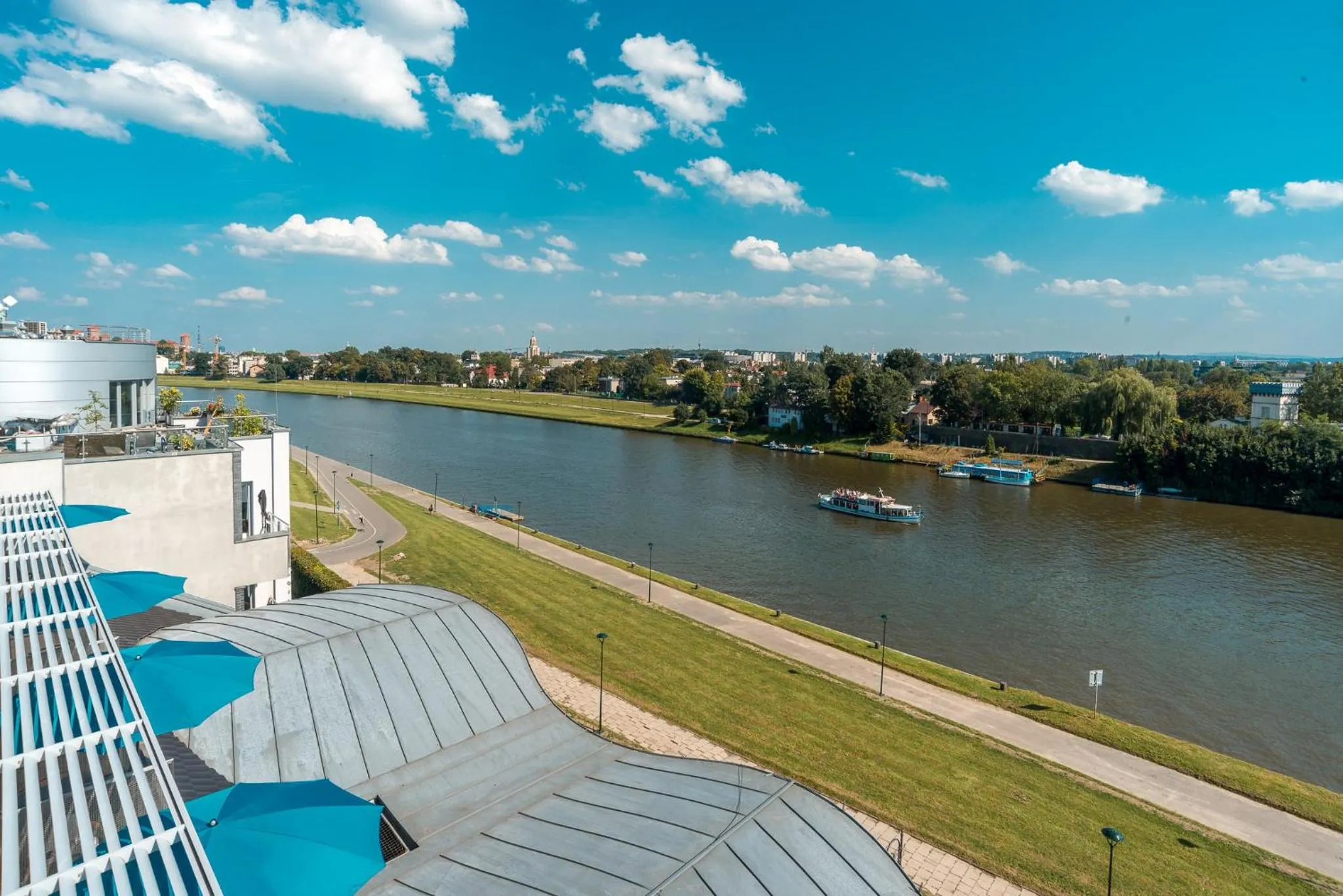 Restaurant/places to eat in Blue Swan