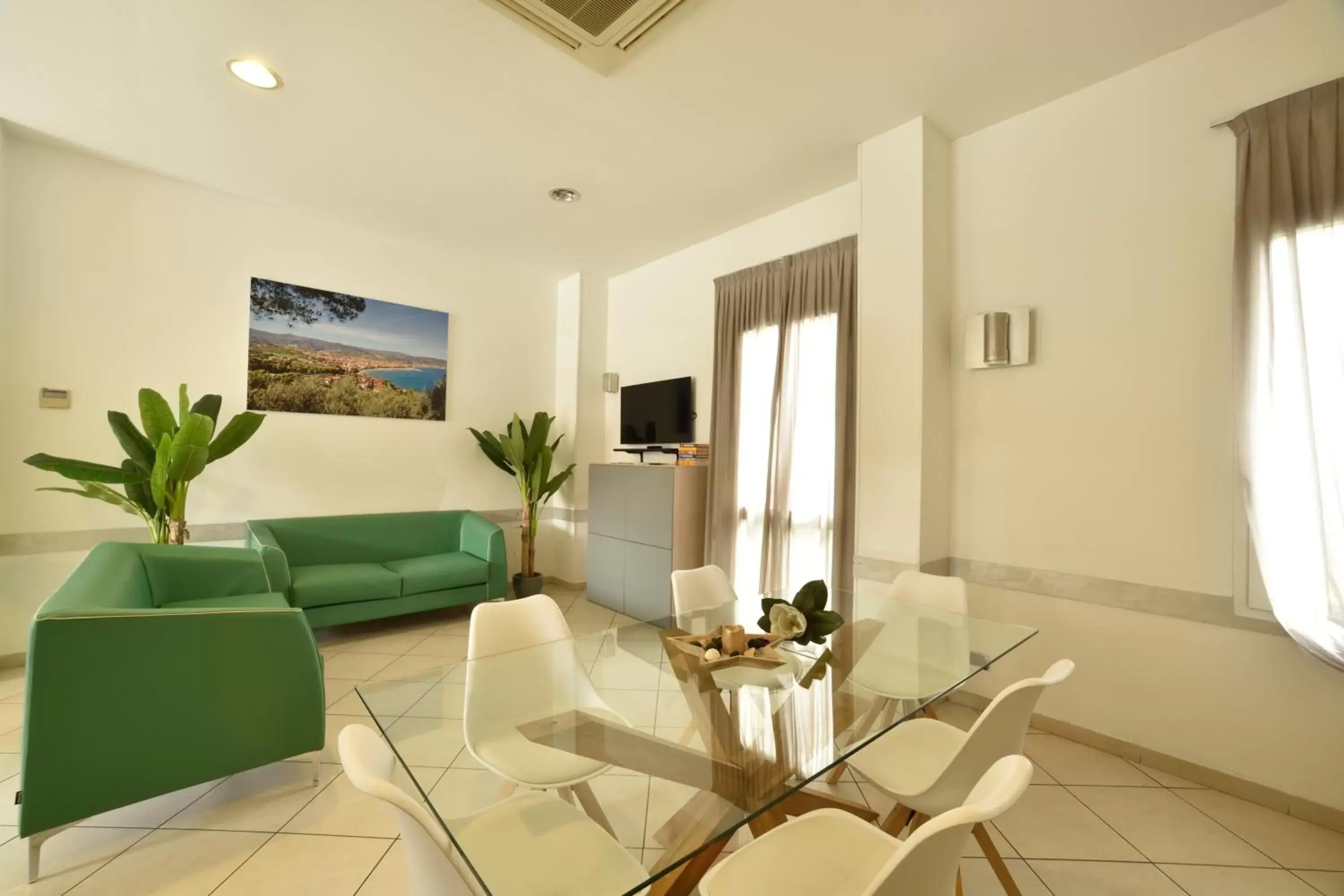 Communal lounge/ TV room, Seating Area in Hotel Ristorante La Marina Mhotelsgroup