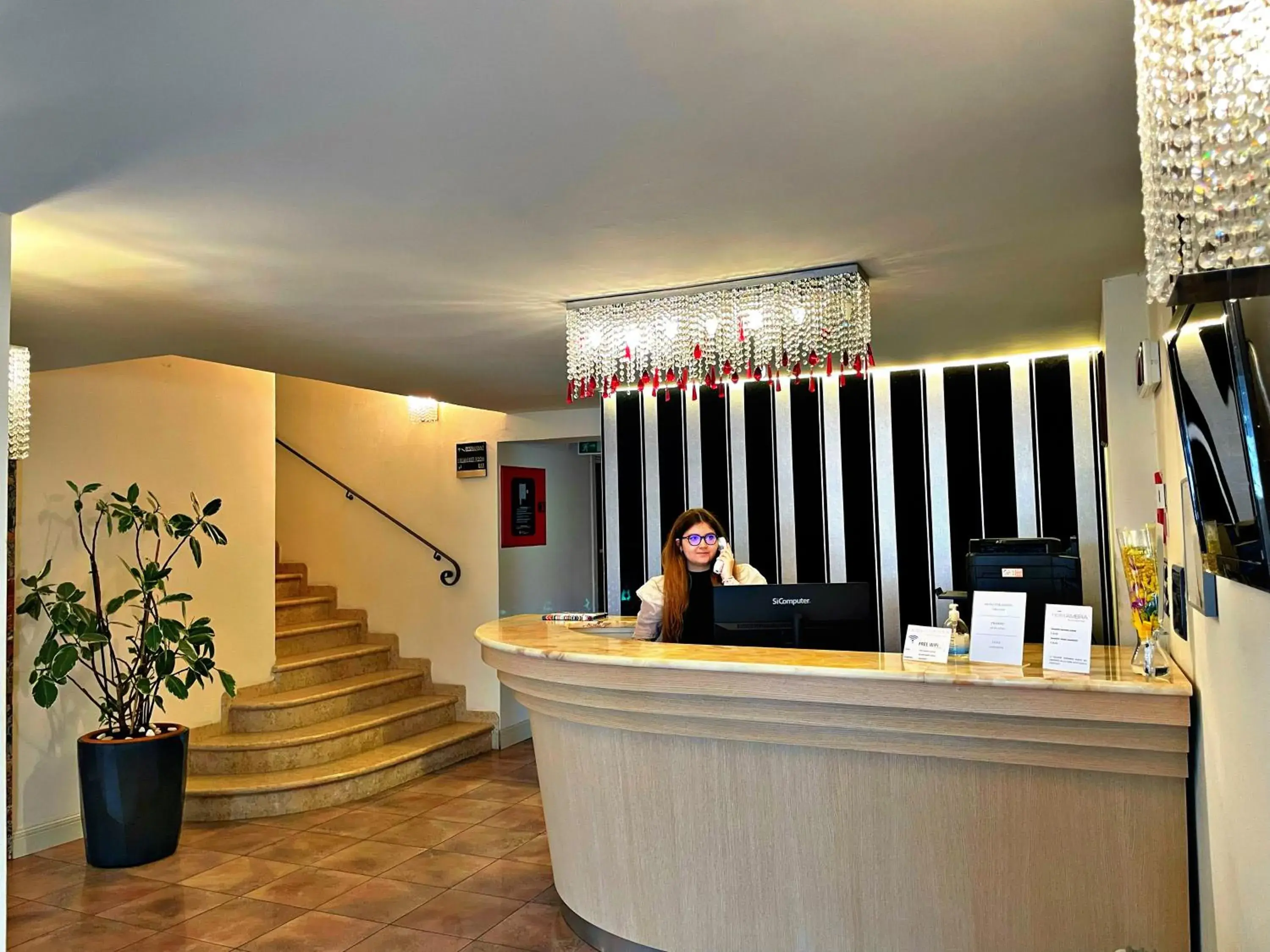 Staff, Lobby/Reception in Hotel Ambra