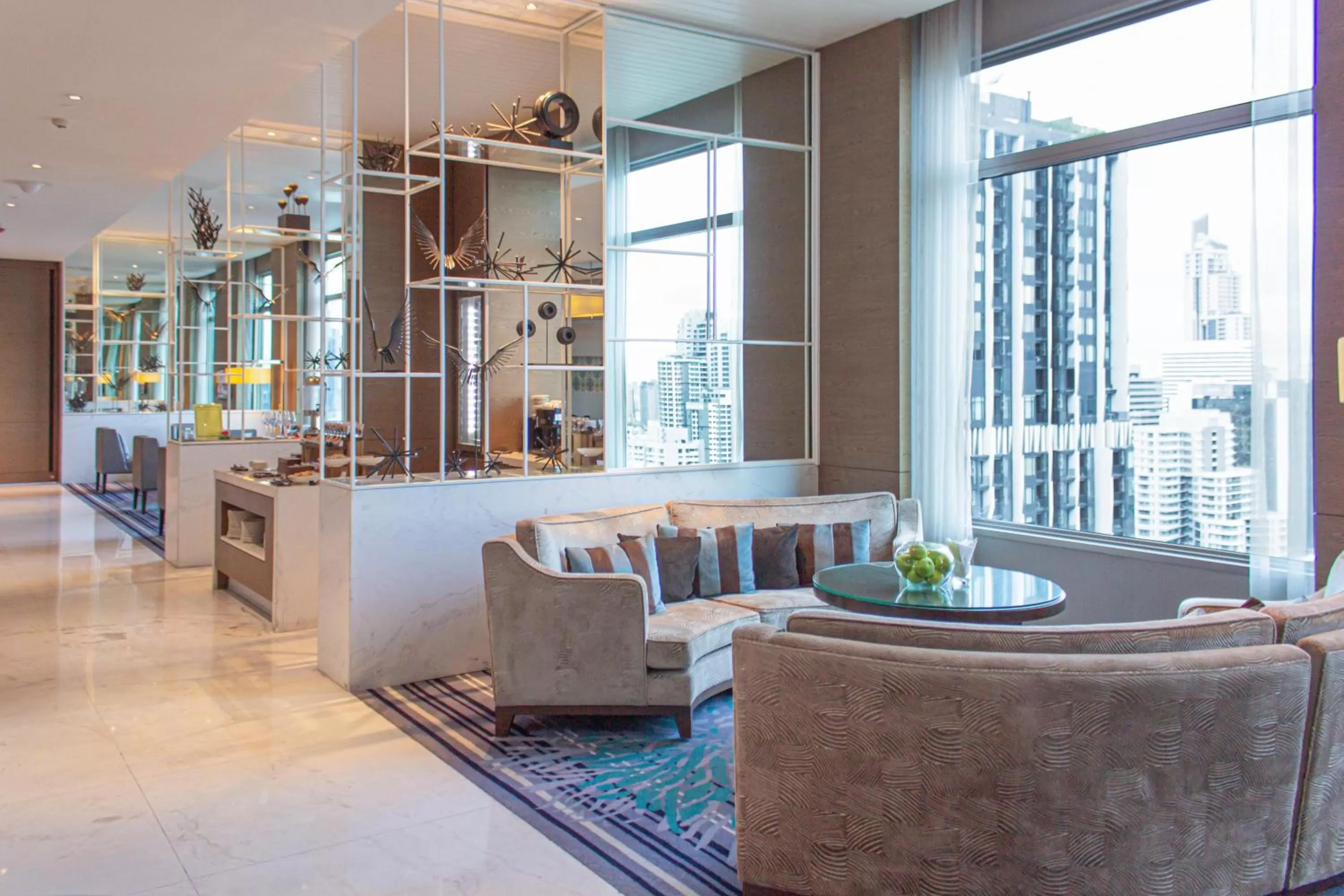 Area and facilities in Radisson Blu Plaza Bangkok