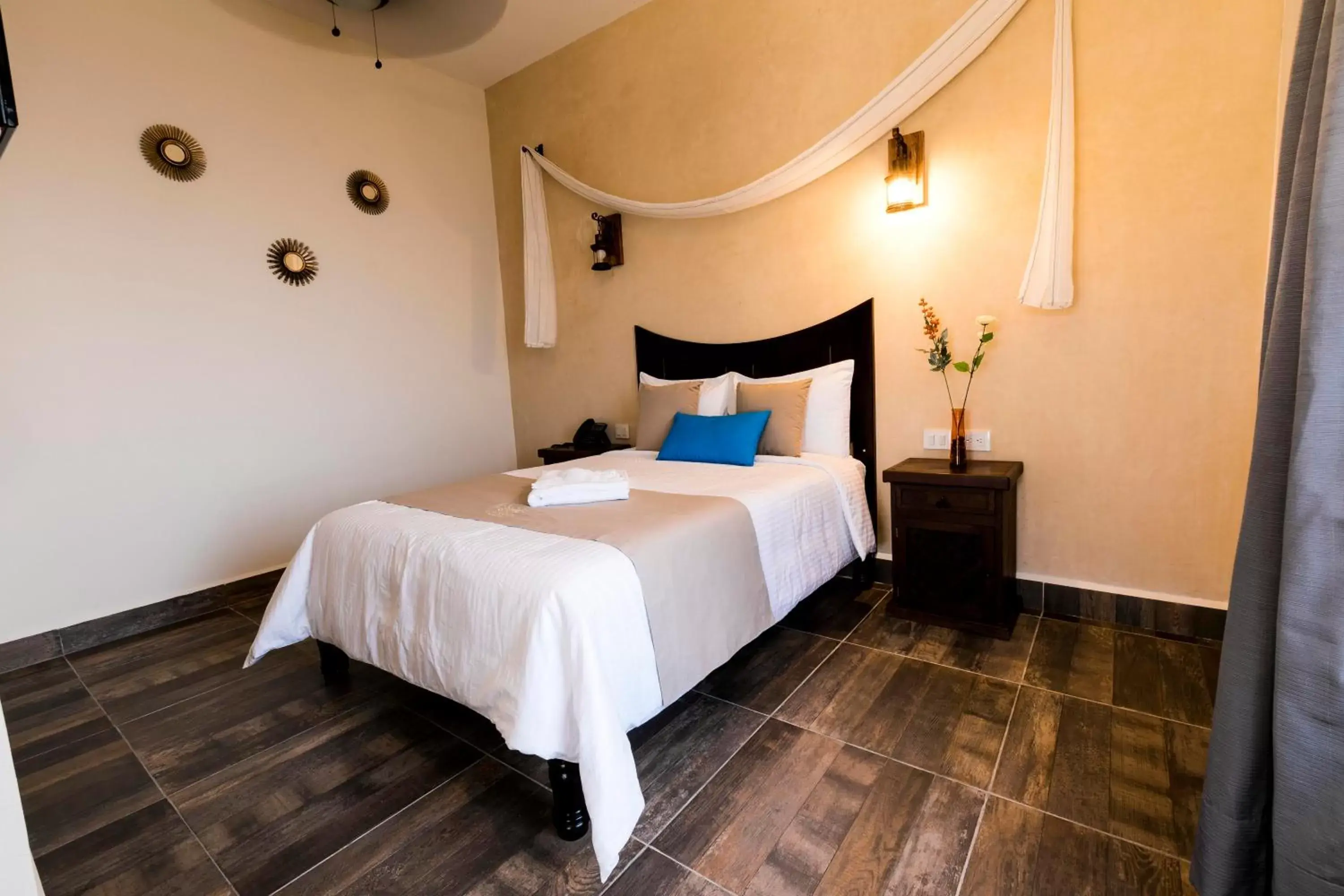 Photo of the whole room, Bed in Los Frailes Hotel Boutique
