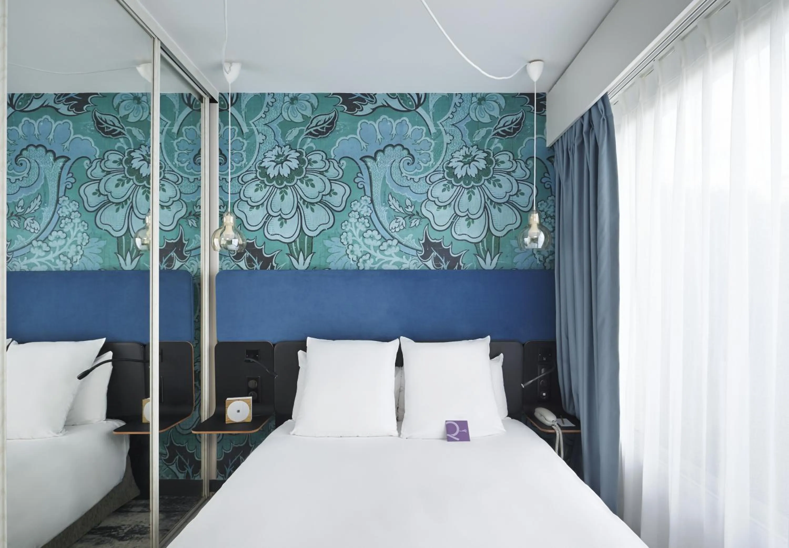 Bedroom, Bed in Mercure Paris Bastille Saint Antoine