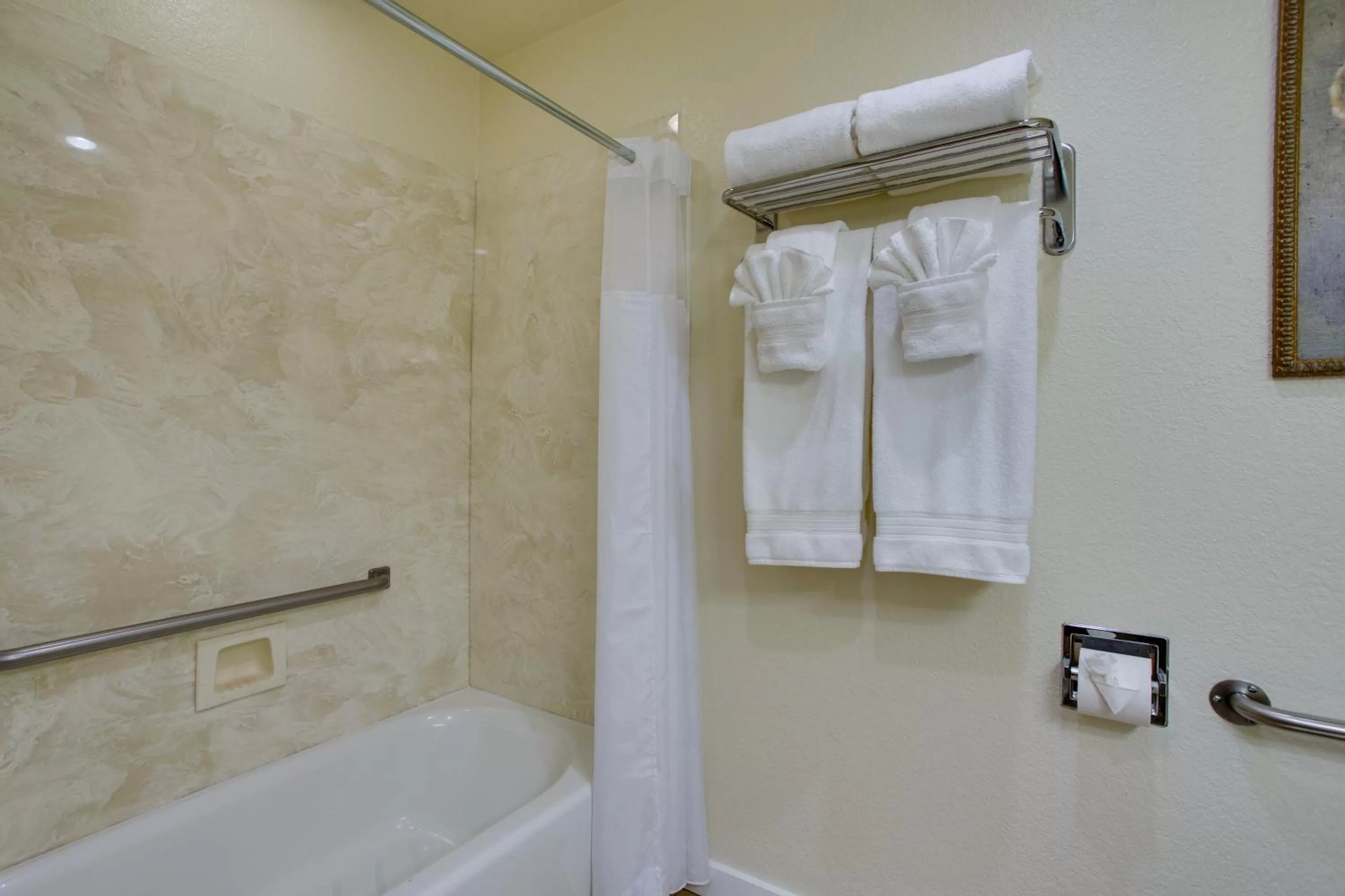 Bathroom in Stratford Inn