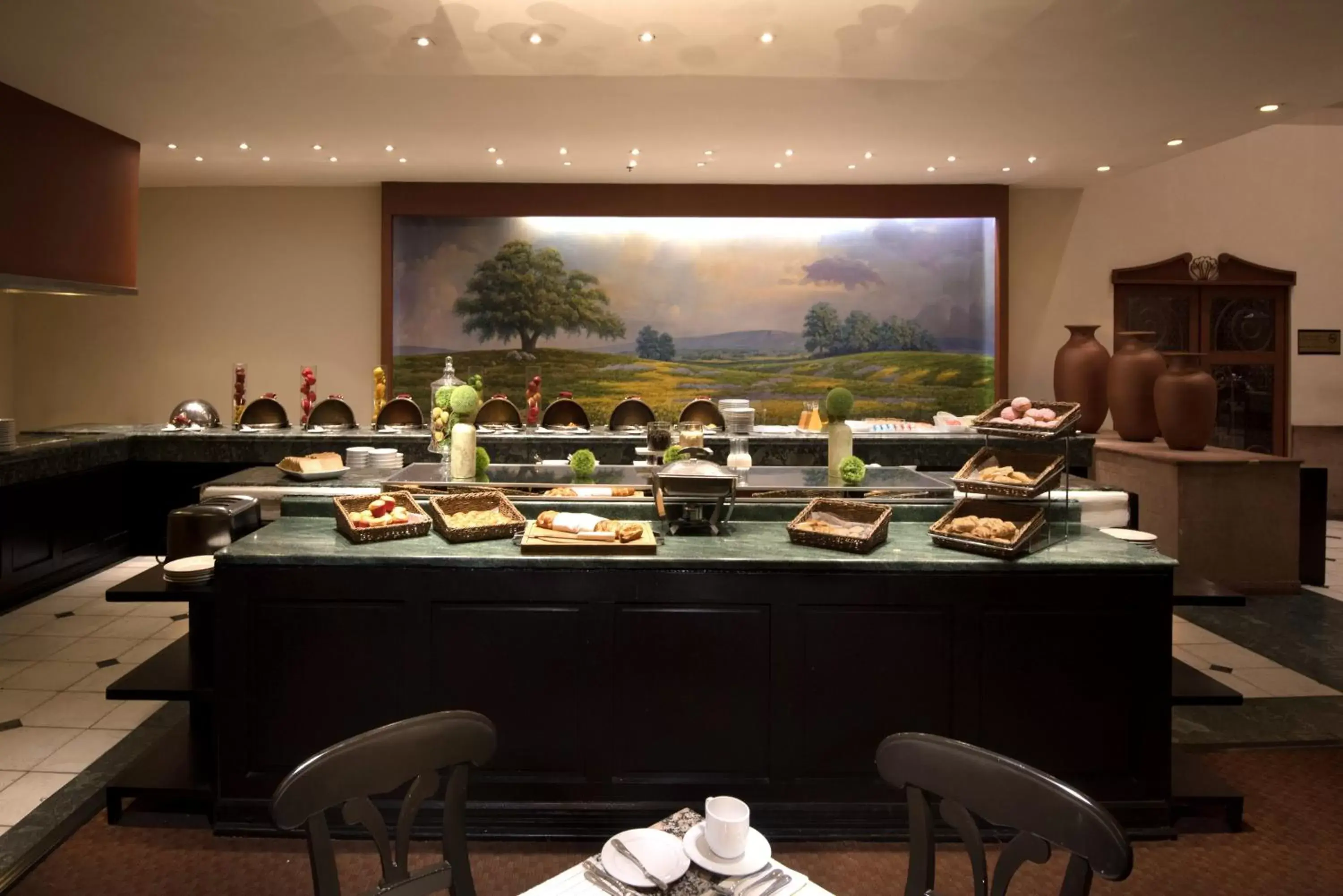 Restaurant/places to eat in Krystal Monterrey Restaurant/places to eat in Krystal Monterrey