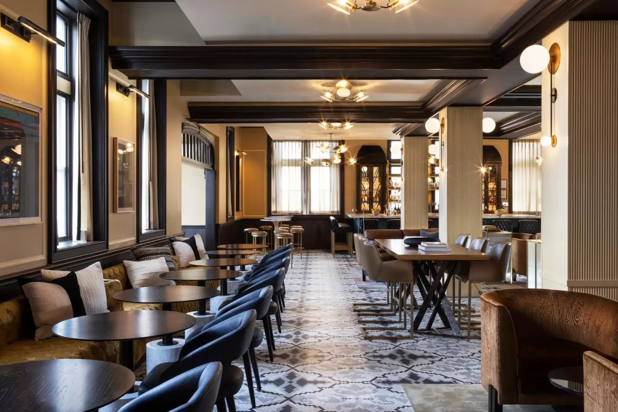 Lounge or bar, Restaurant/Places to Eat in Kimpton Cottonwood Hotel, an IHG Hotel