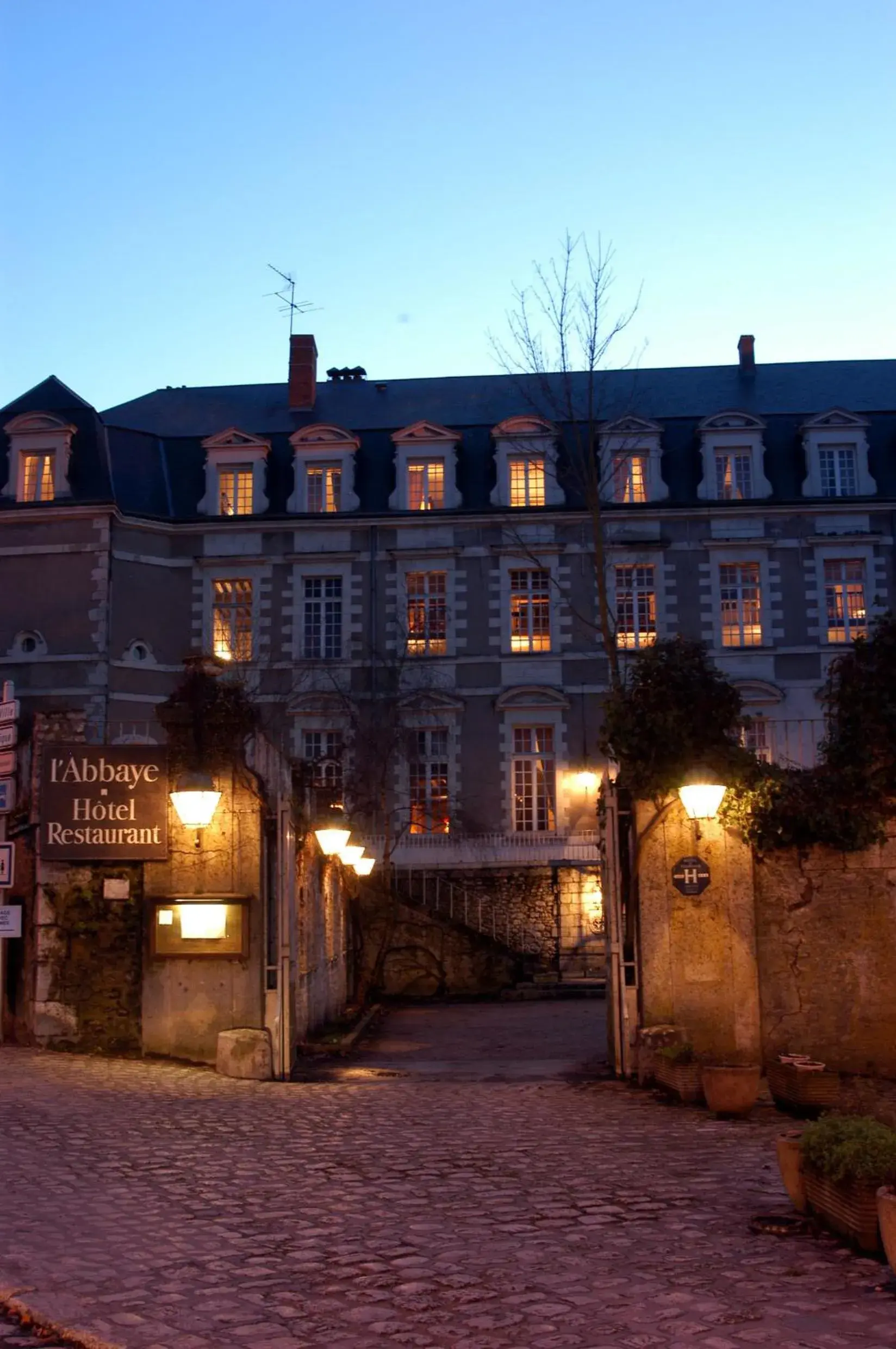 Facade/entrance, Property Building in Grand Hôtel de l'Abbaye