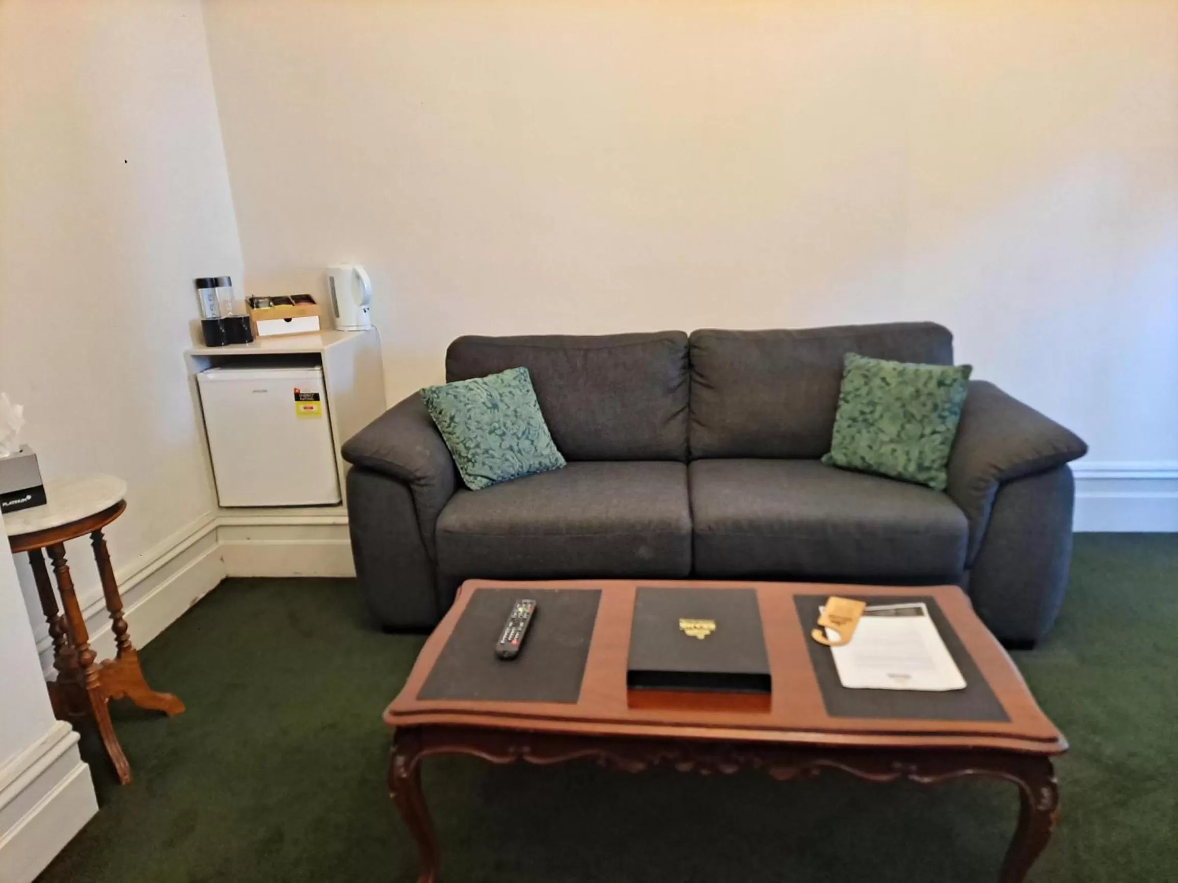 Living room in Yarra Valley Grand