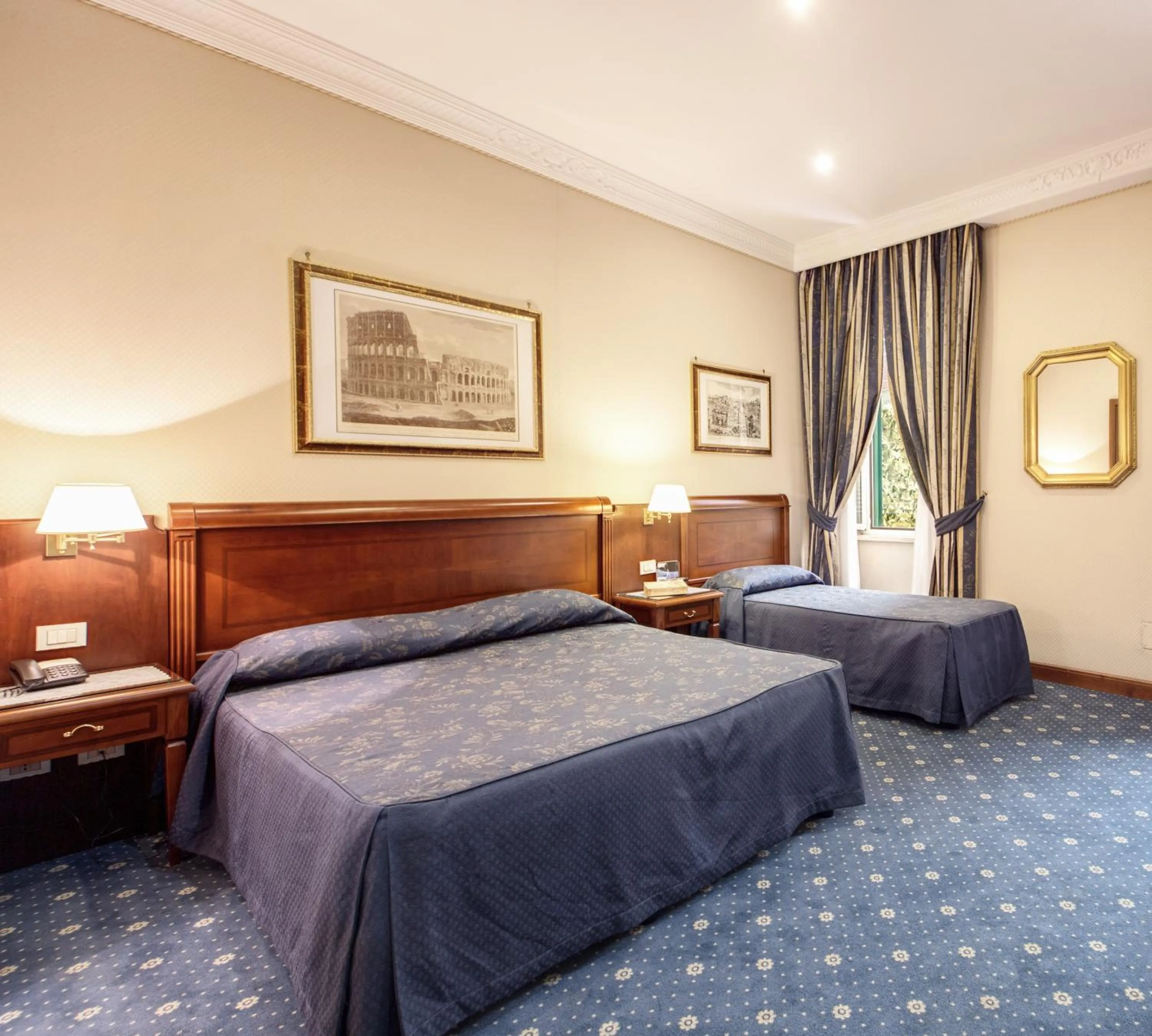 Photo of the whole room, Bed in Hotel Artorius