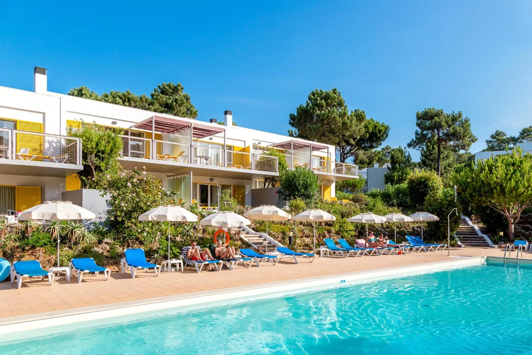 Swimming pool in Apartamentos Turisticos Pinhal Da Marina
