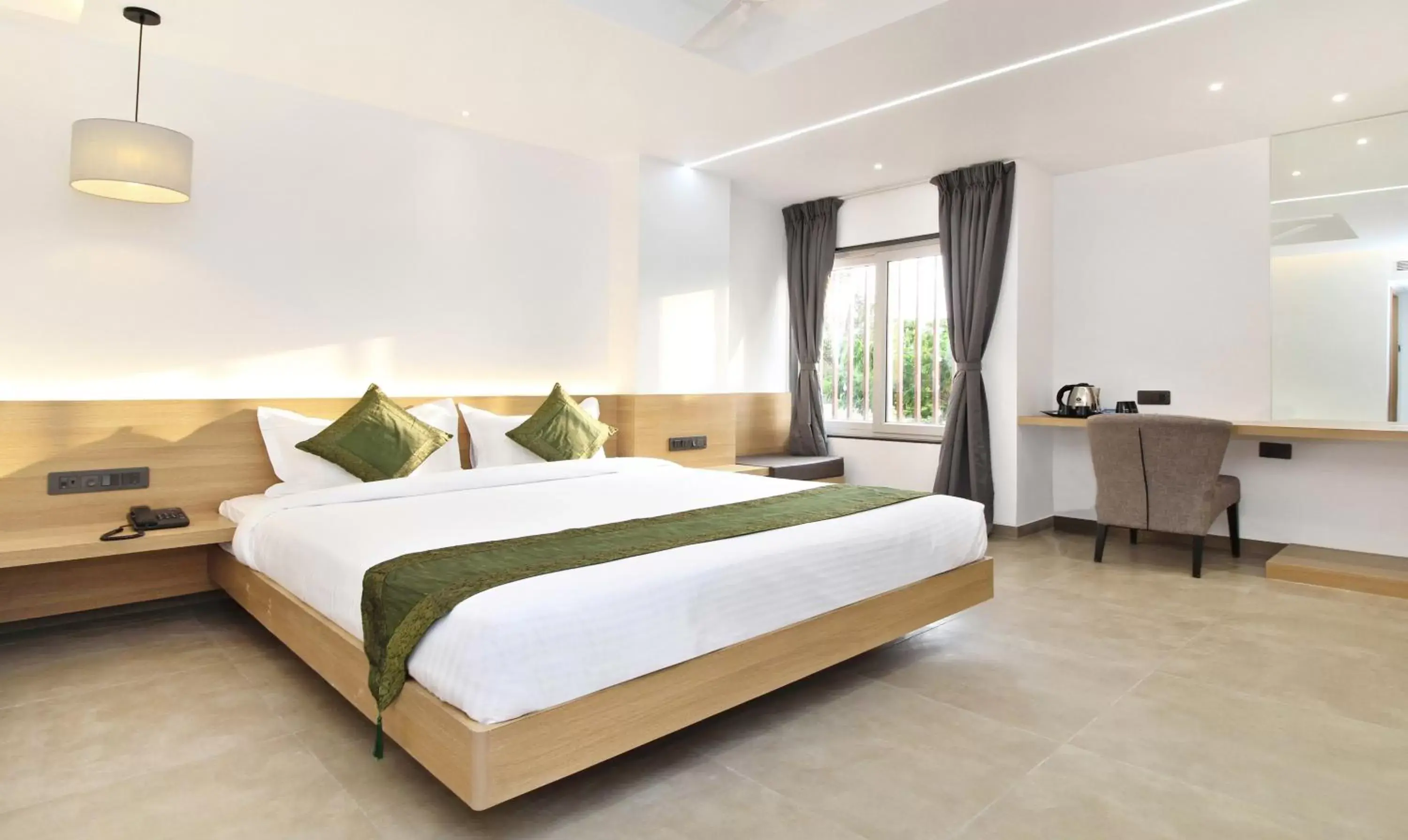 Deluxe Double or Twin Room - single occupancy in Treebo City Inn, Satara Deluxe Double or Twin Room - single occupancy in Treebo City Inn, Satara