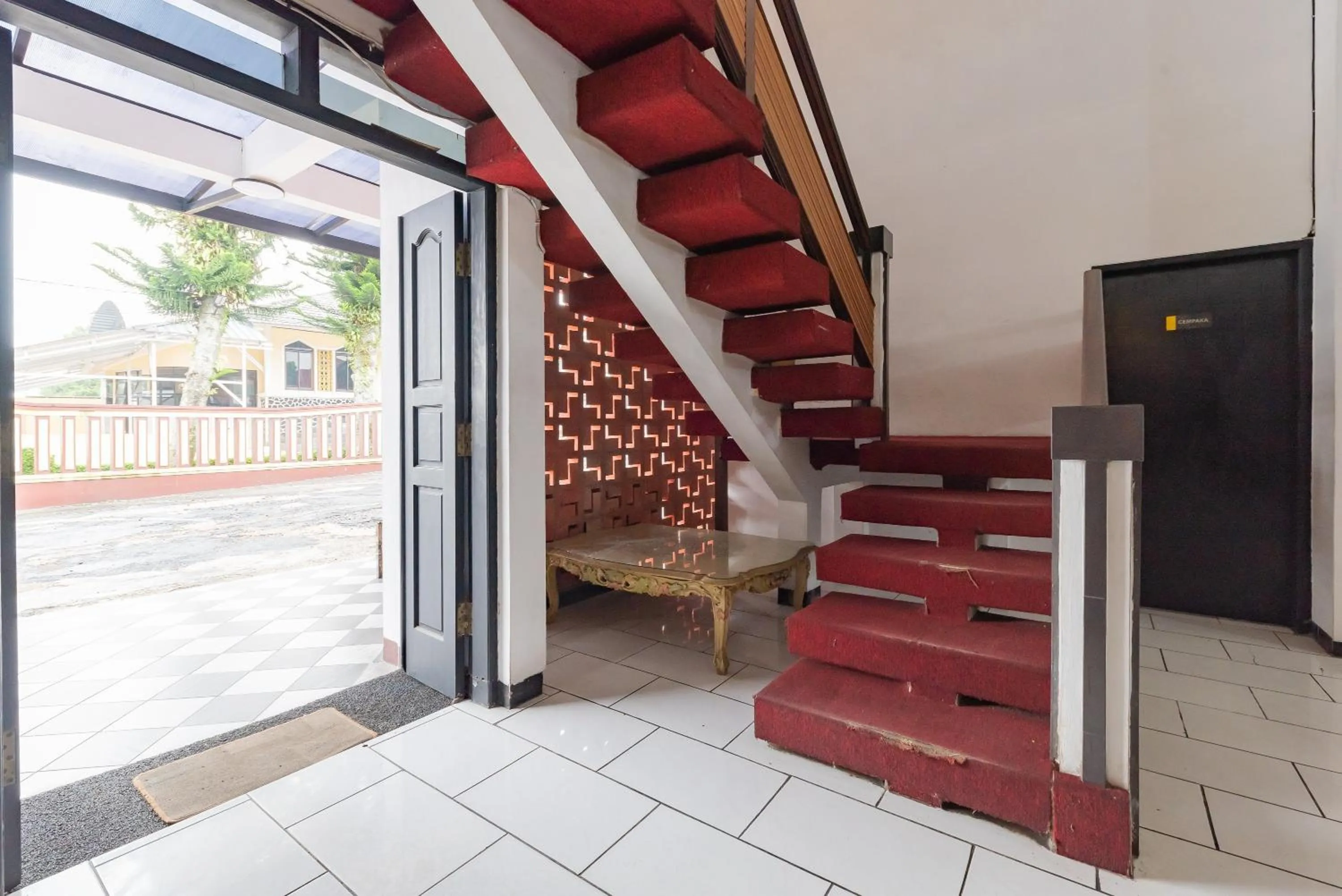 Property building in RedDoorz near Taman Kota Lapang Merdeka Sukabumi