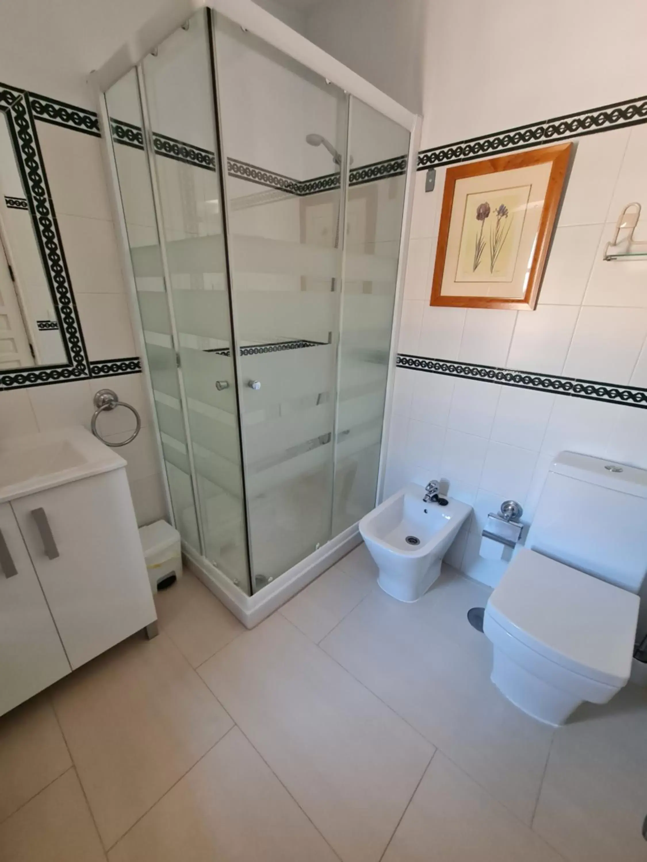Shower, Bathroom in Alojamiento Rural Finca Barral