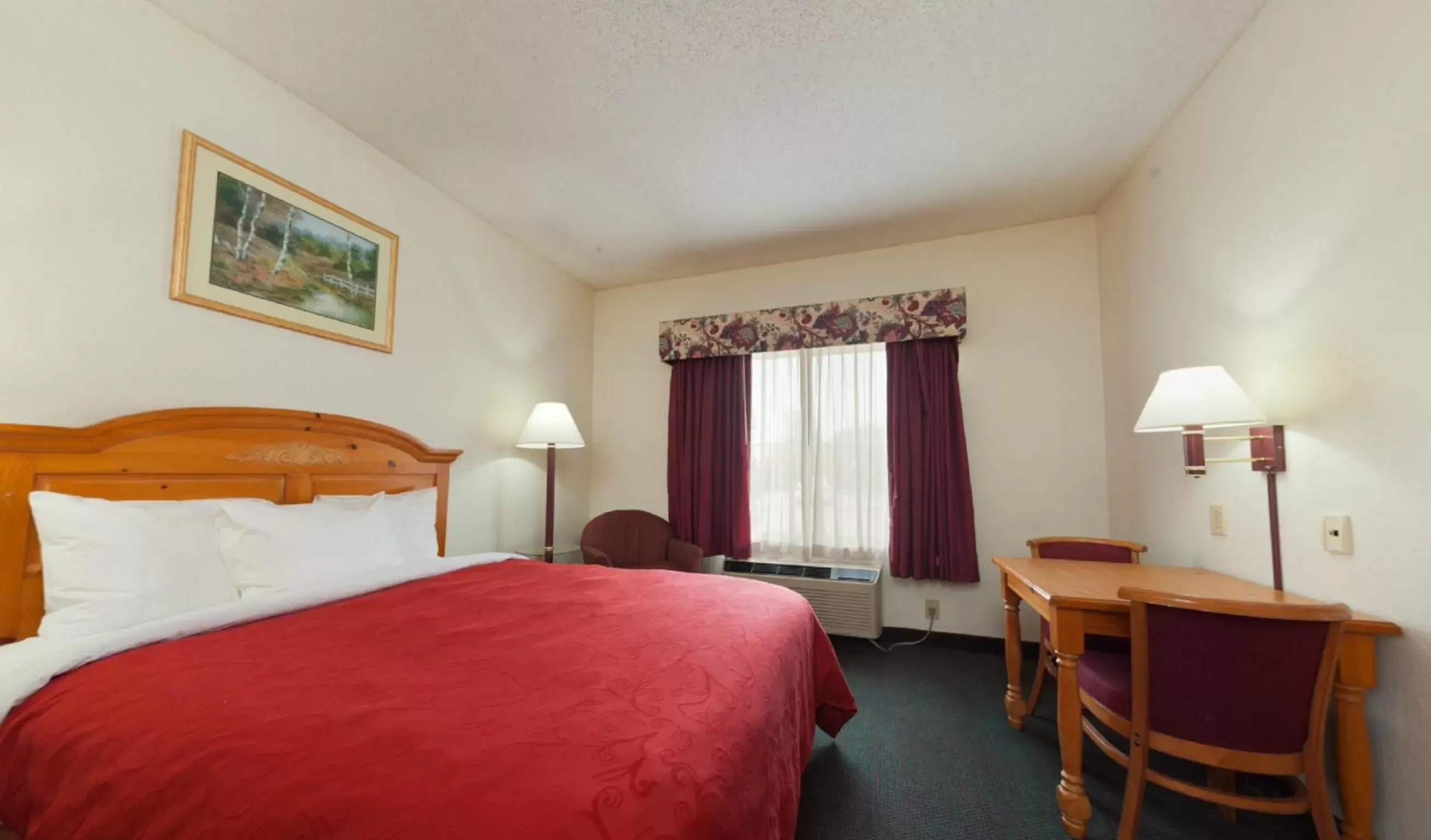 Photo of the whole room, Bed in Country Inn & Suites by Radisson, Indianapolis South, IN