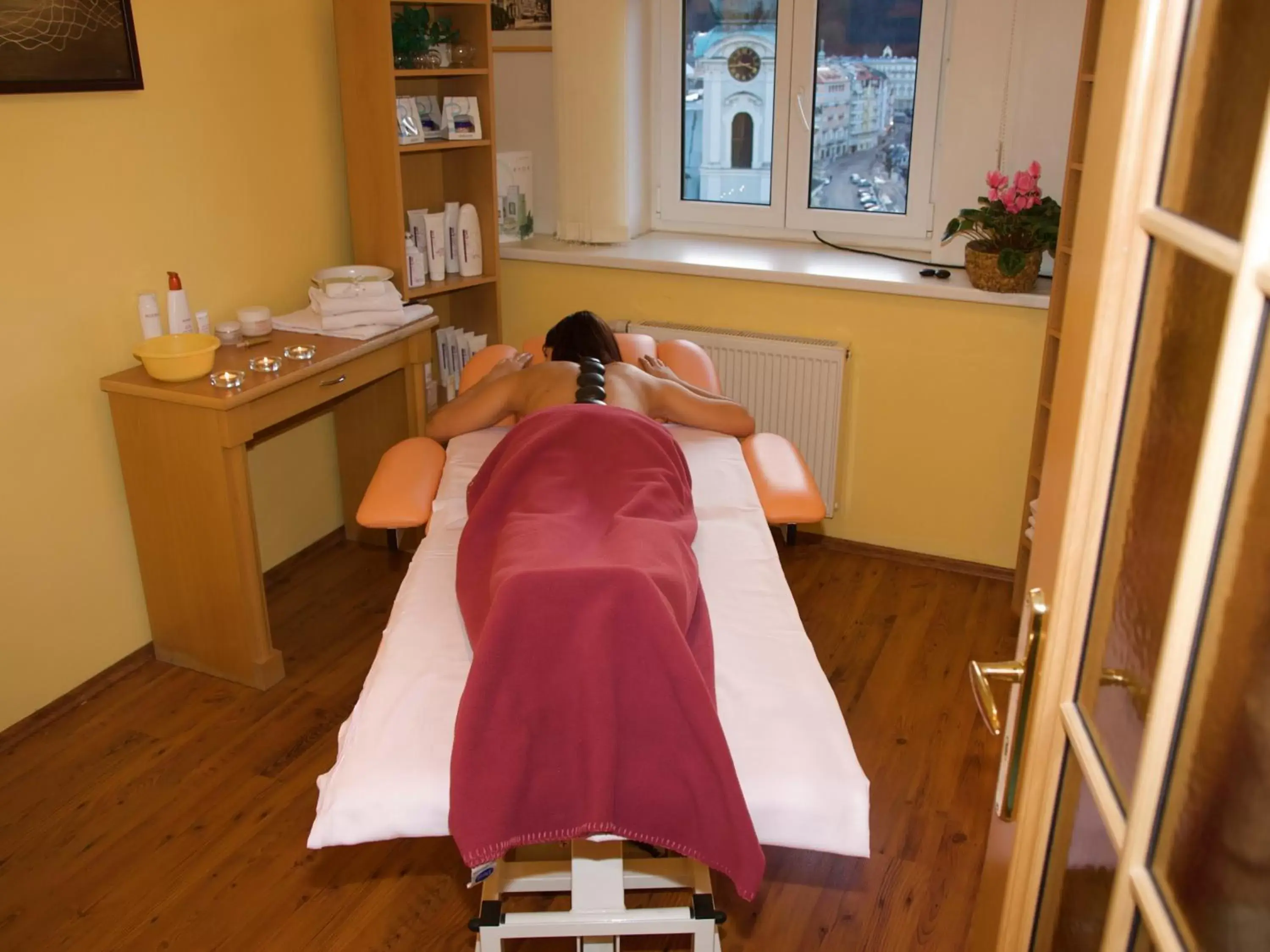 Massage in Wellness Hotel Jean De Carro