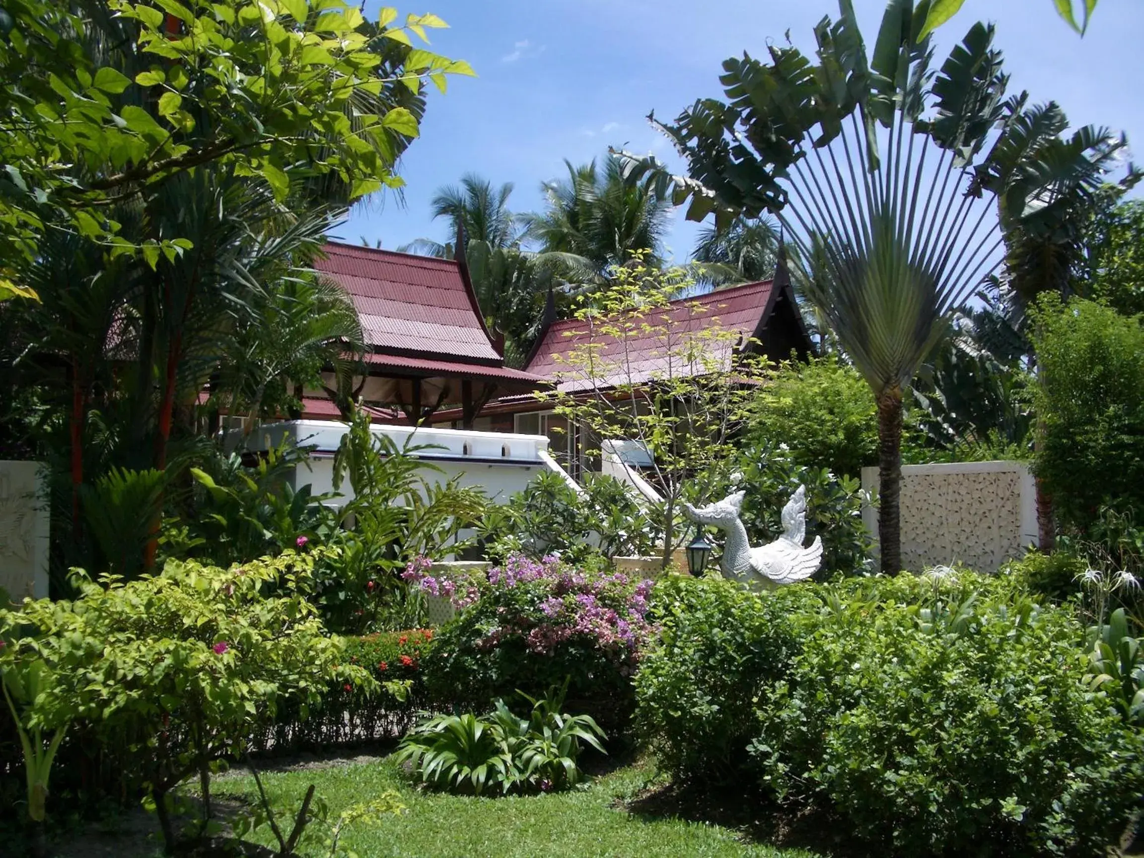 Facade/entrance in Ban Keaw Villas