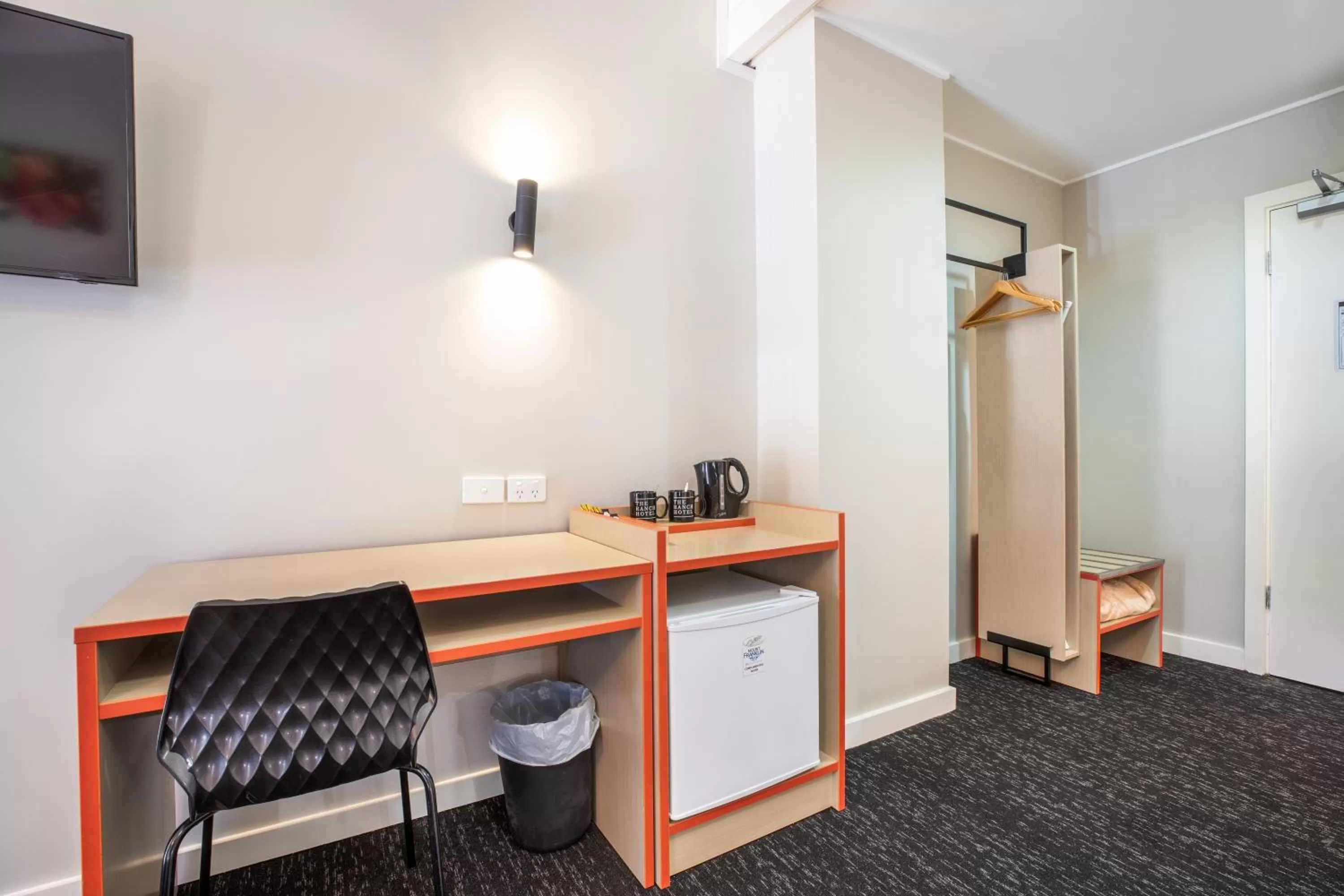 Coffee/tea facilities in Nightcap at the Ranch Hotel