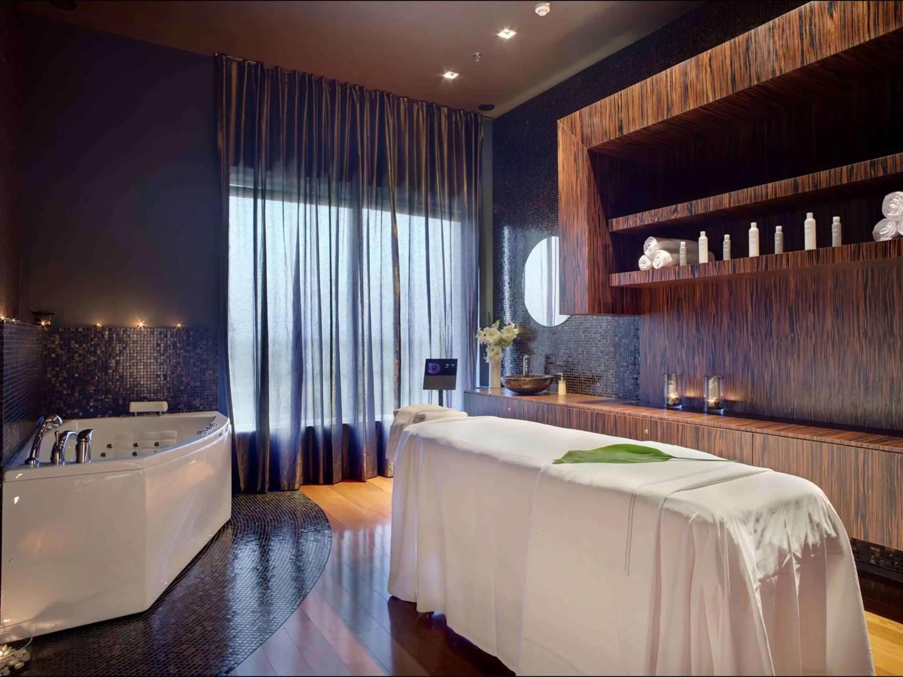 Spa and wellness centre/facilities, Bathroom in Swissotel Tallinn