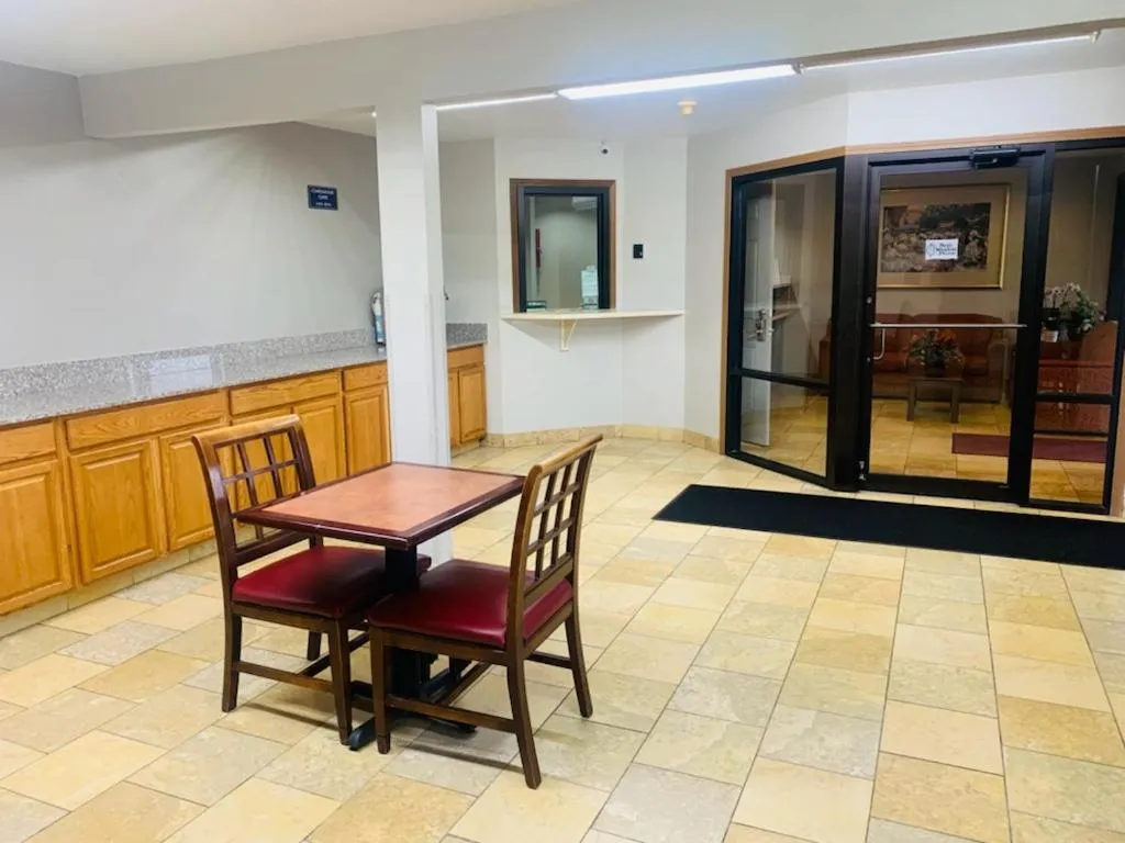 Rodeway Inn Columbus West