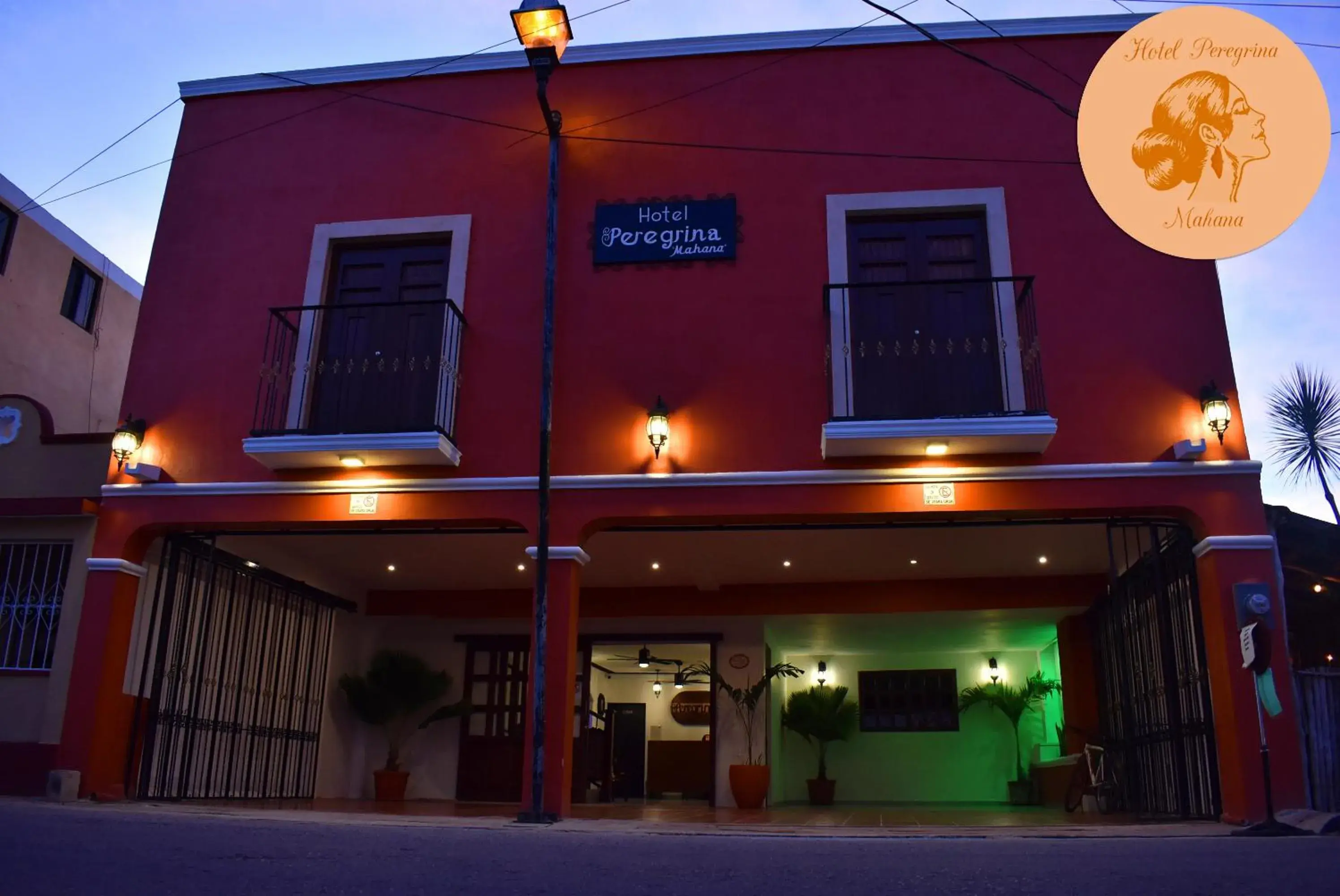 Facade/entrance, Property Building in hotel peregrina