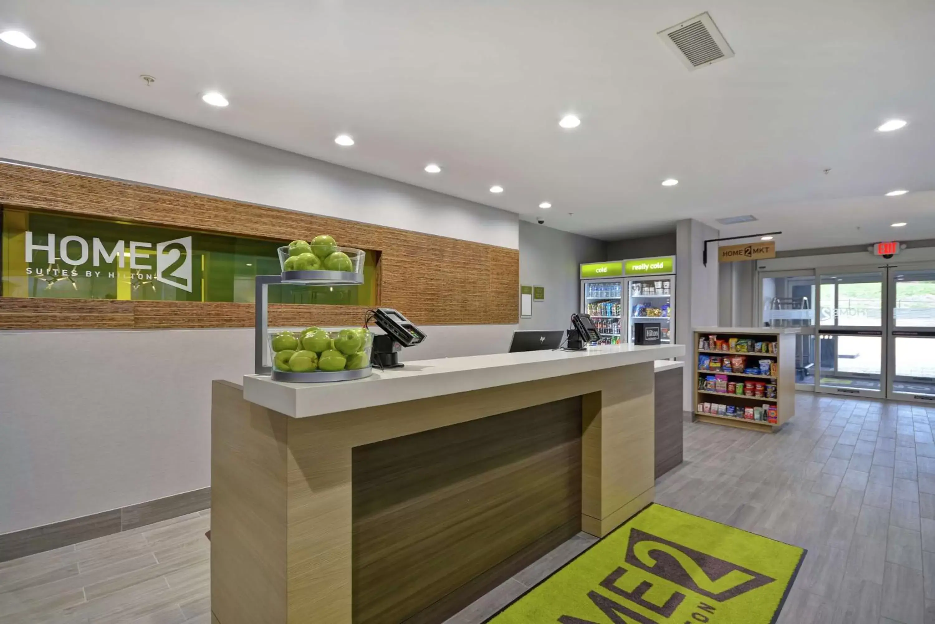 Dining area, Lobby/Reception in Home2 Suites By Hilton Grand Rapids North