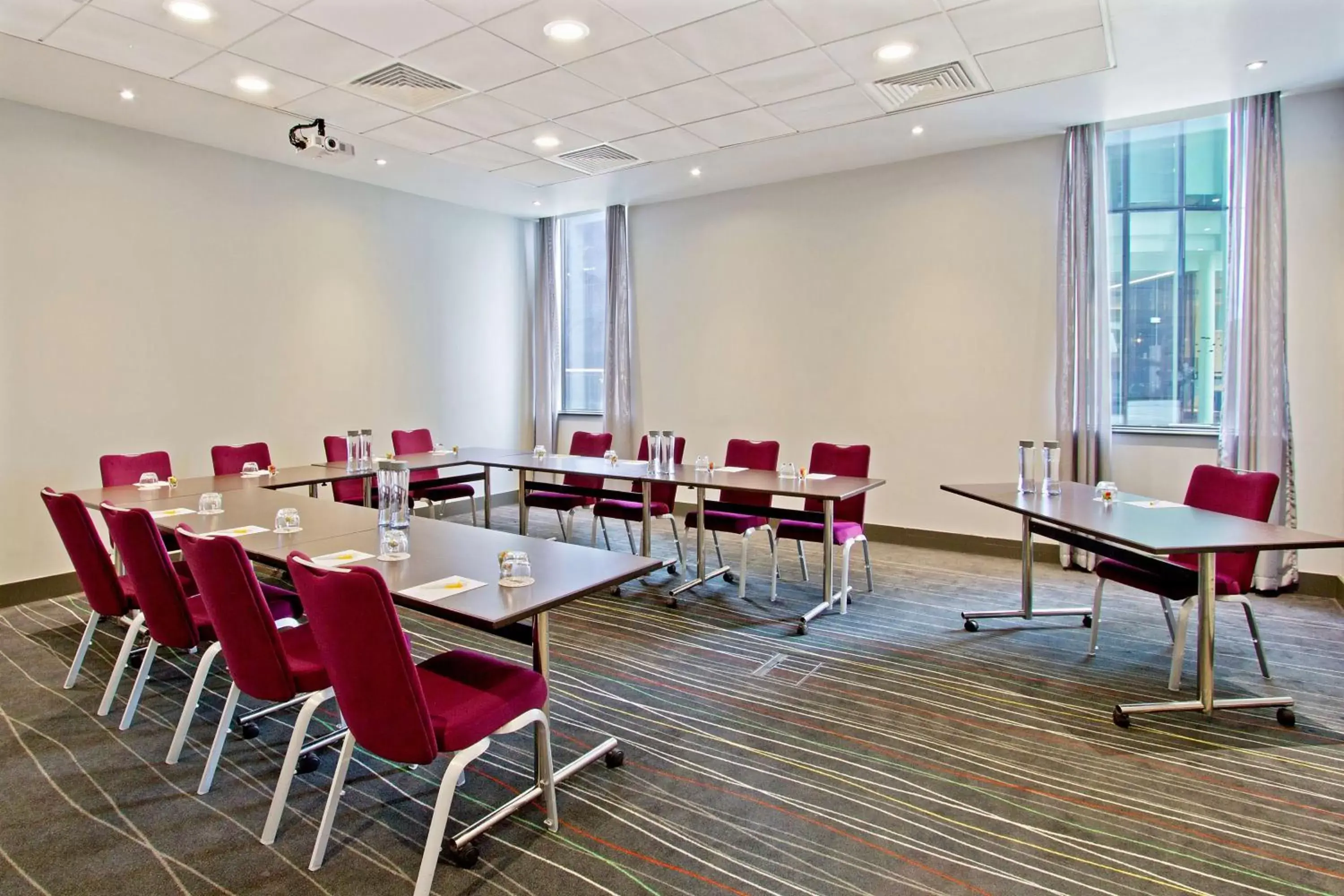 Business facilities in Park Inn by Radisson Manchester City Centre