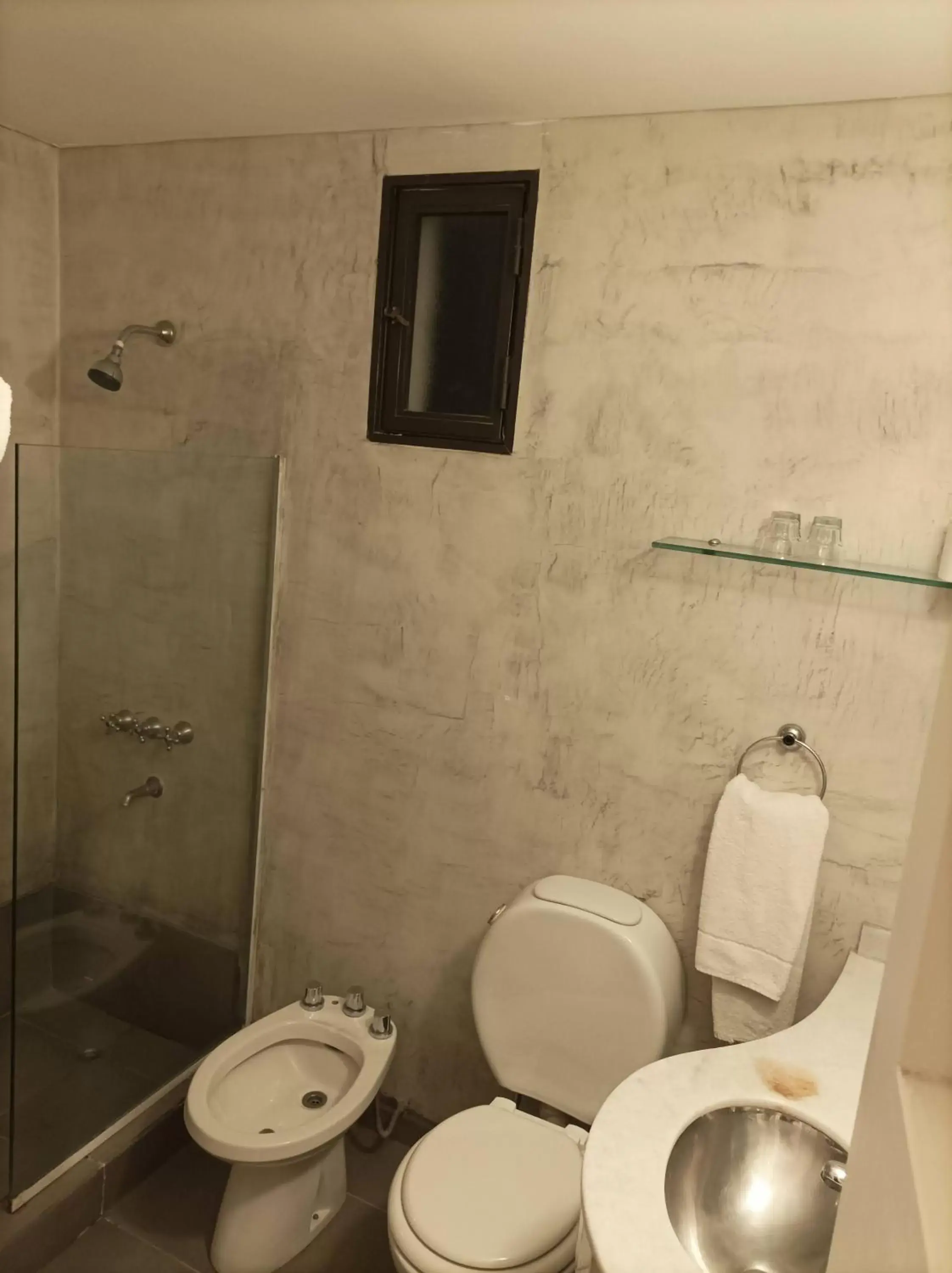 Bathroom in Hotel Internacional