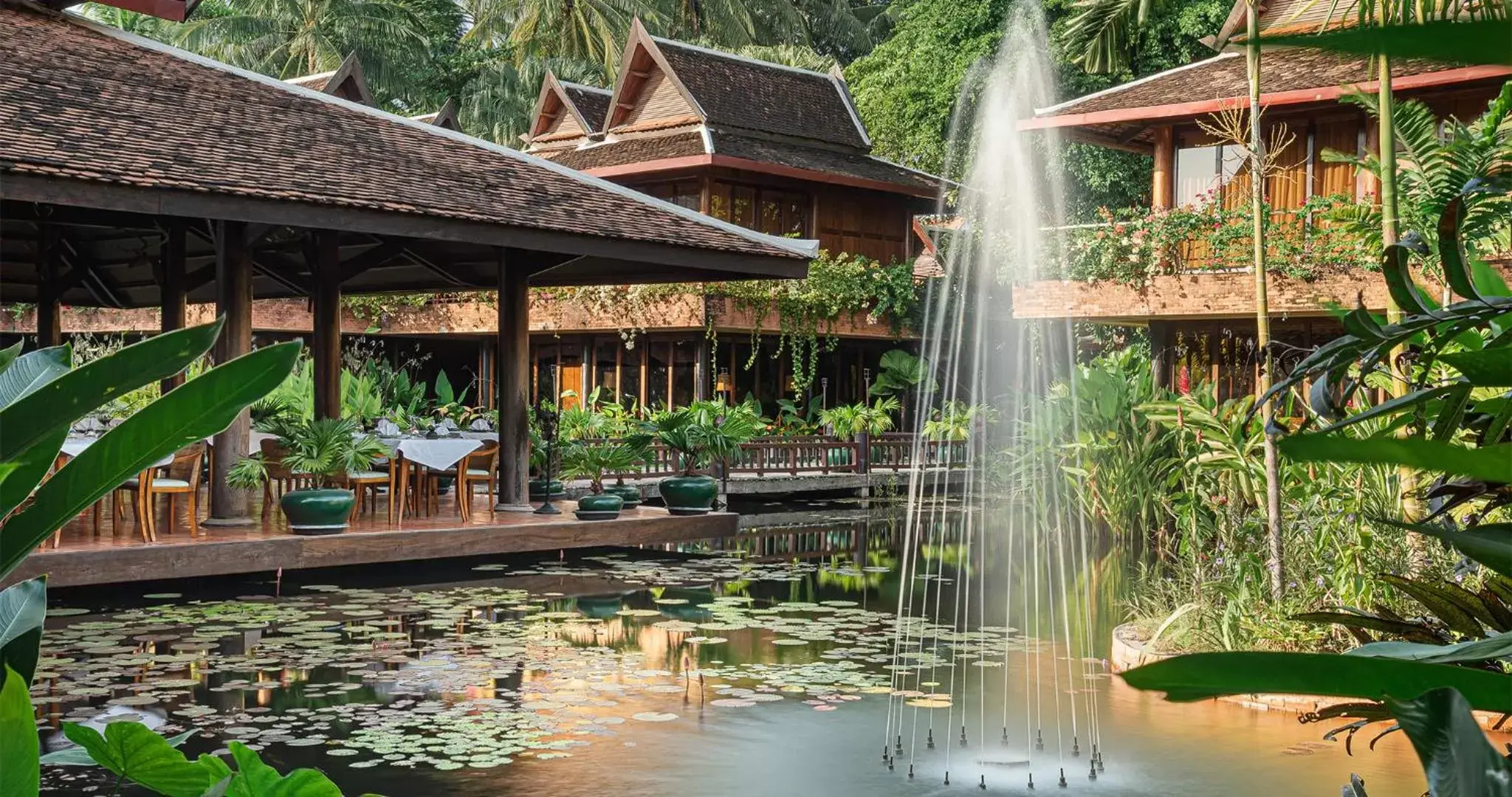 Property building, Swimming Pool in Angkor Village Hotel