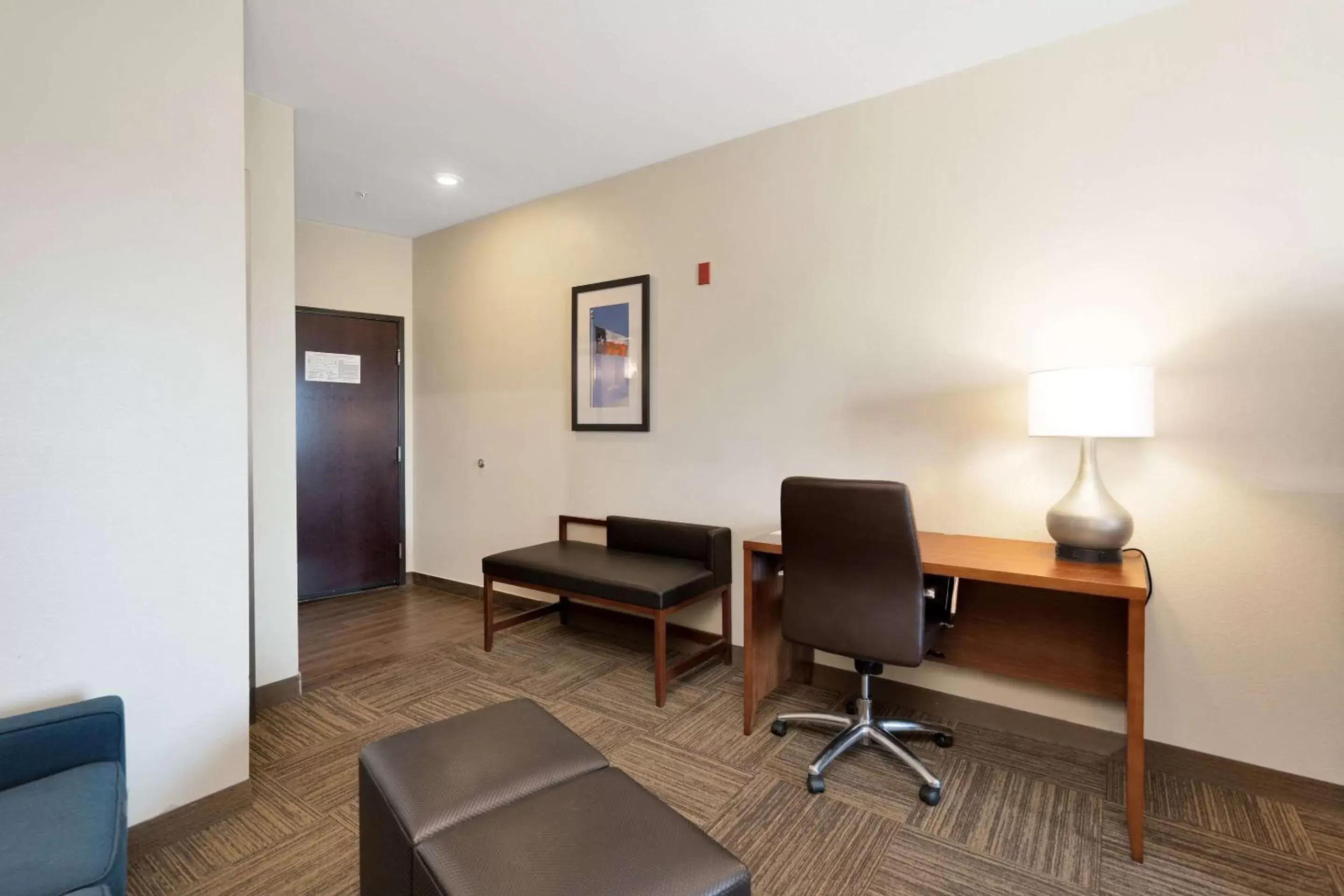 Bedroom, Seating Area in Comfort Suites University Abilene