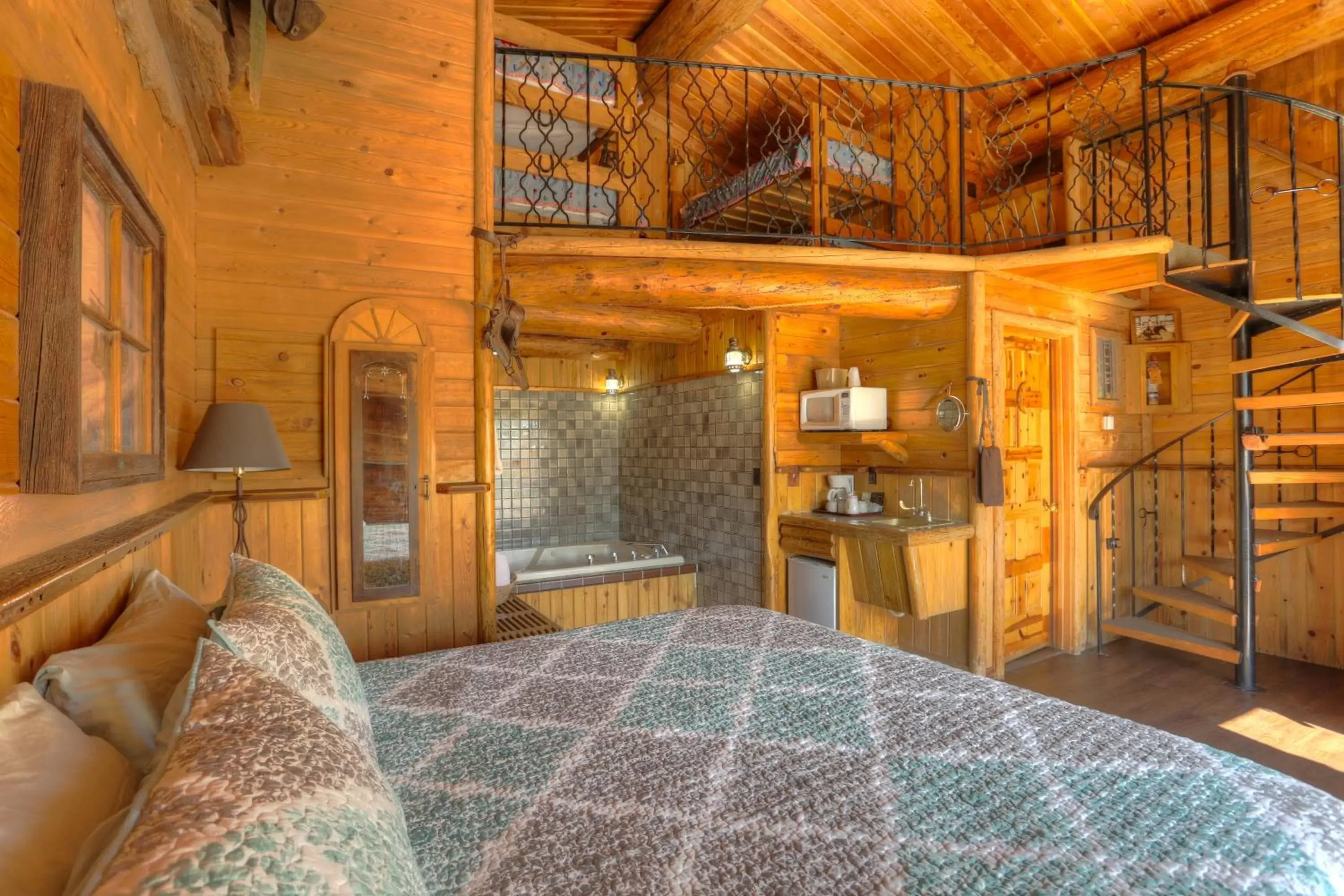 Bedroom in Soap Lake Natural Spa and Resort