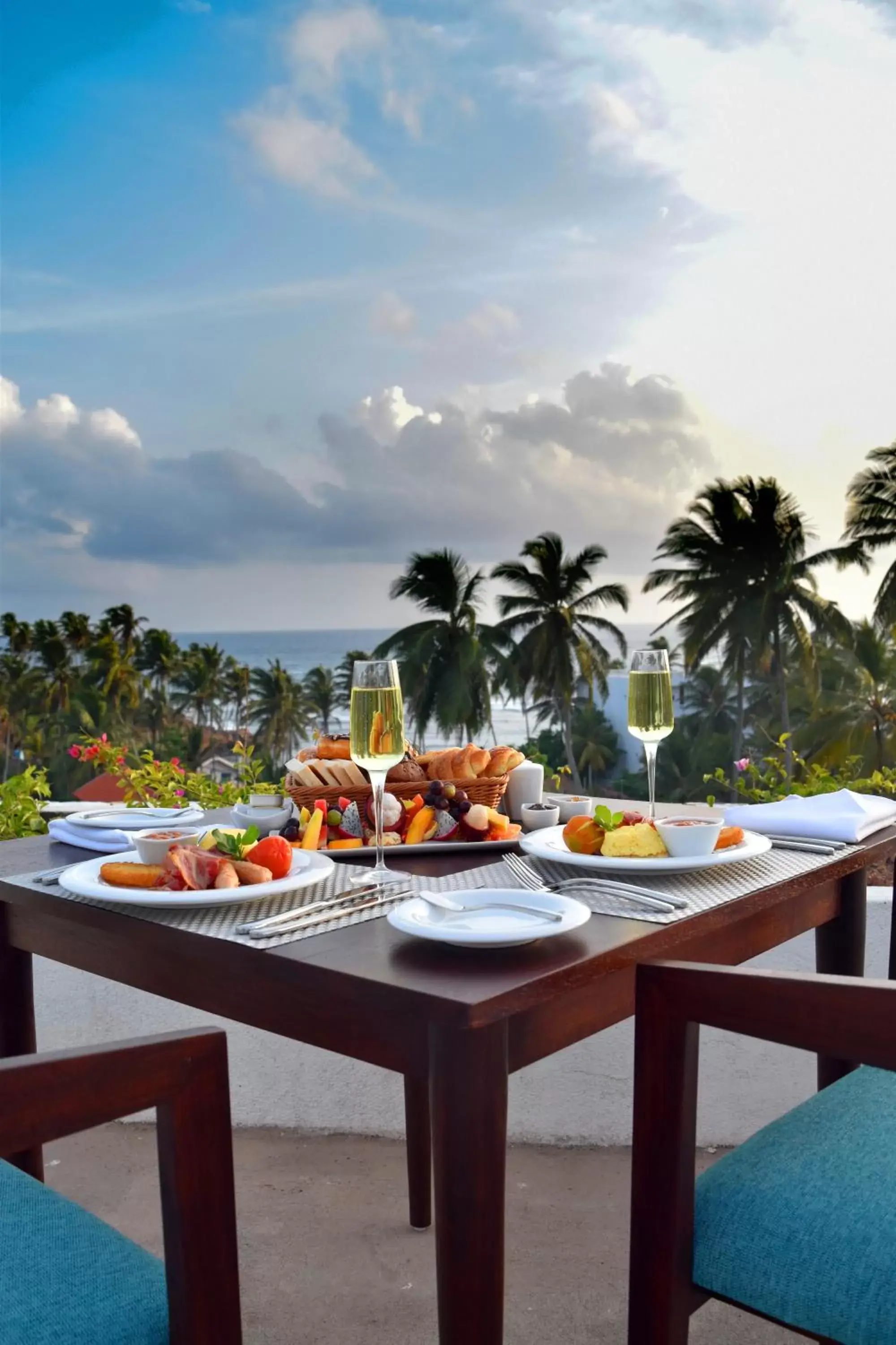 Breakfast in Triple O Six Breakfast in Triple O Six