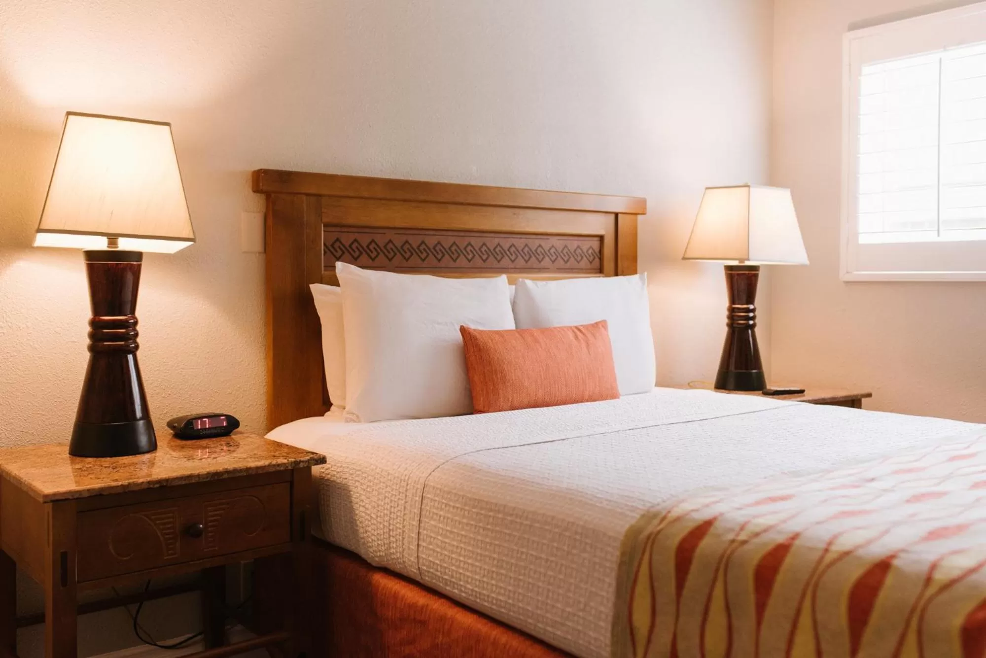 Bedroom, Bed in Alamo Inn and Suites - Convention Center