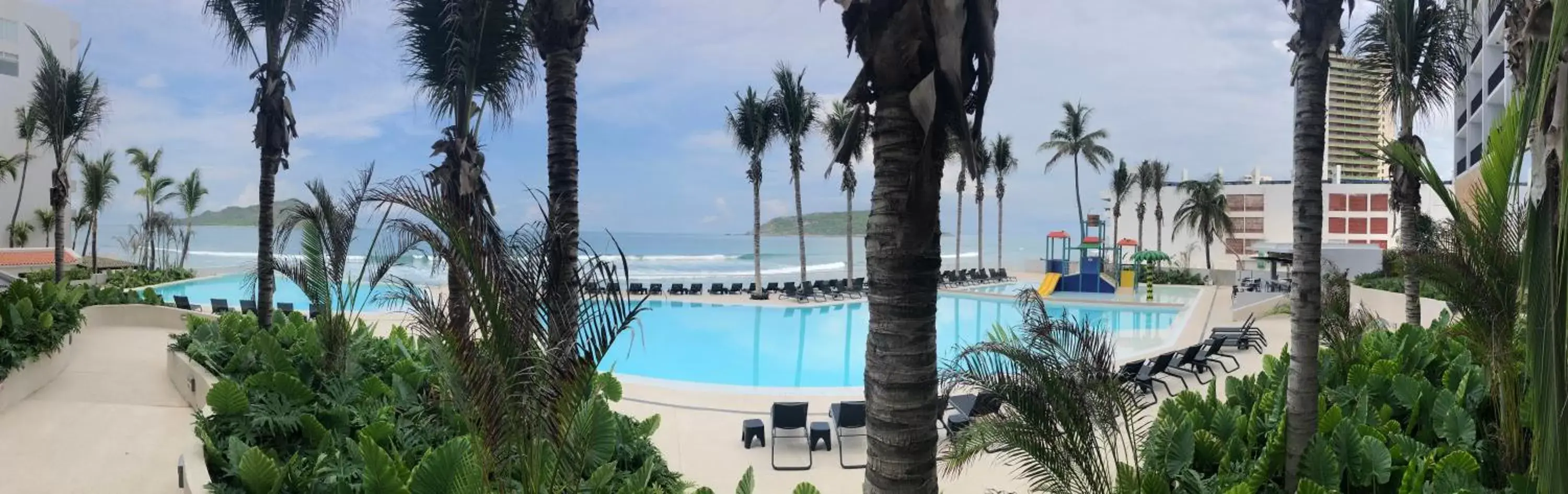 Swimming pool, Pool View in Viaggio Resort Mazatlán