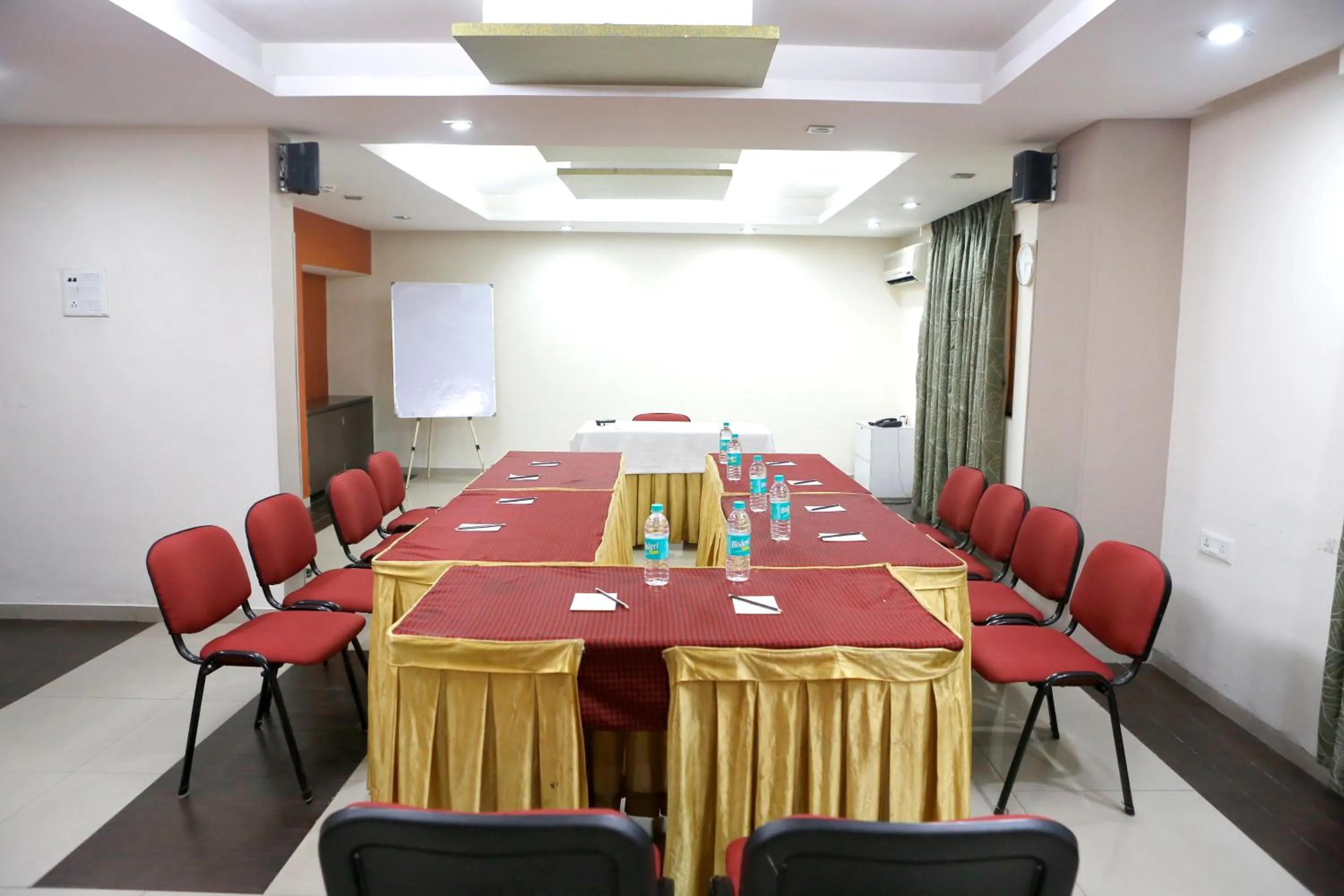 Banquet/Function facilities in Best Western Yuvraj