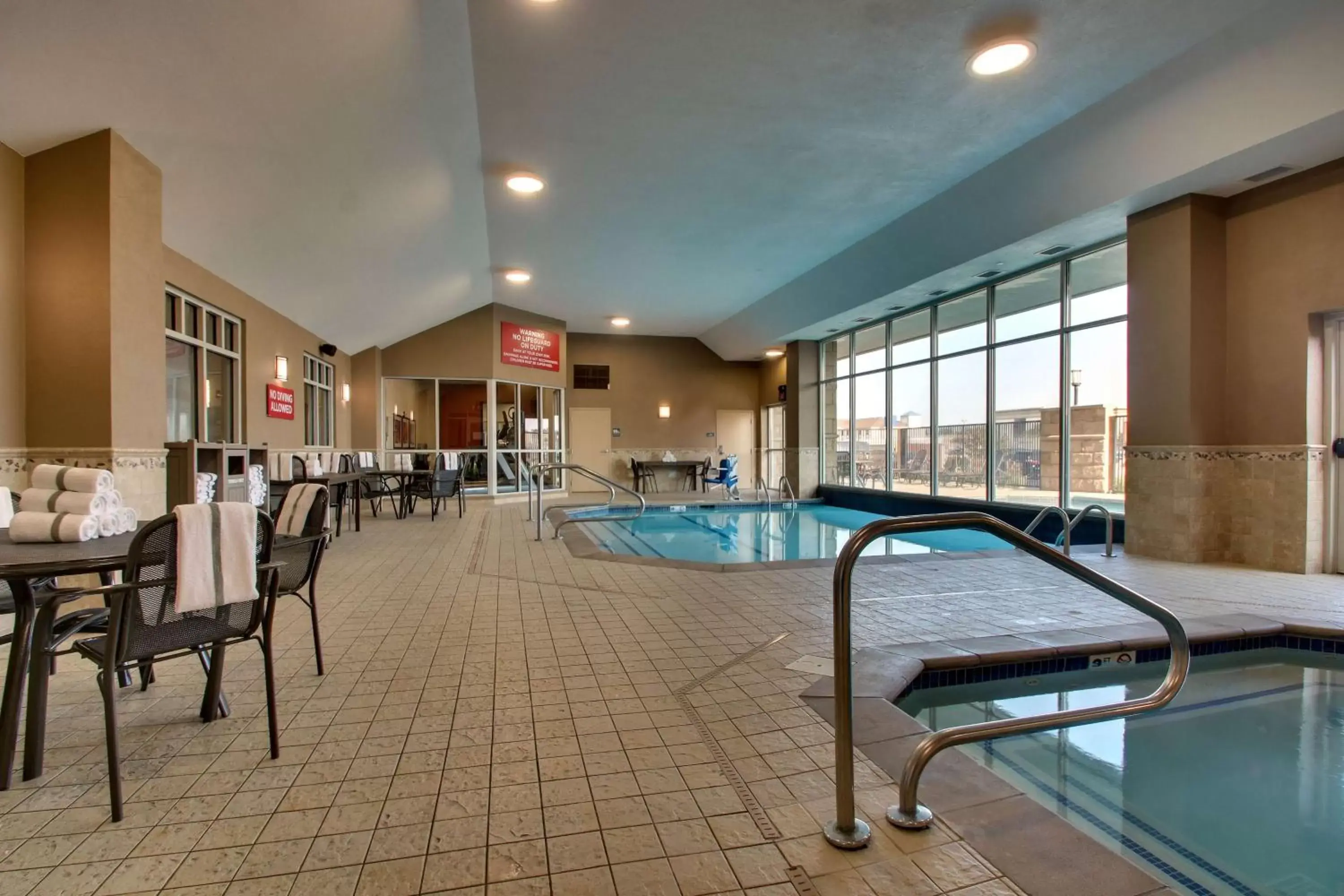 Activities in Drury Inn & Suites Findlay