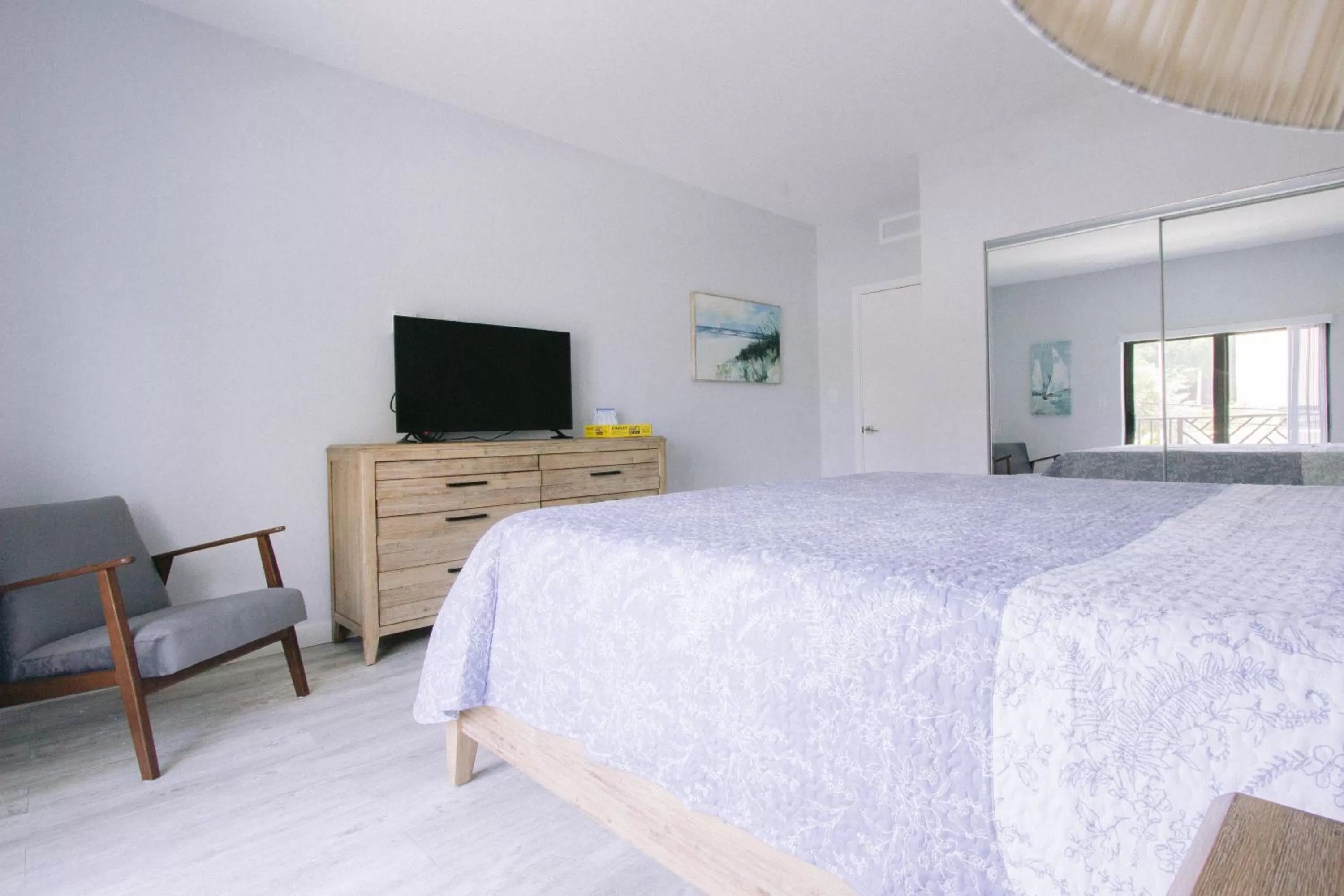 Bed in Vistalmar Beach Resort