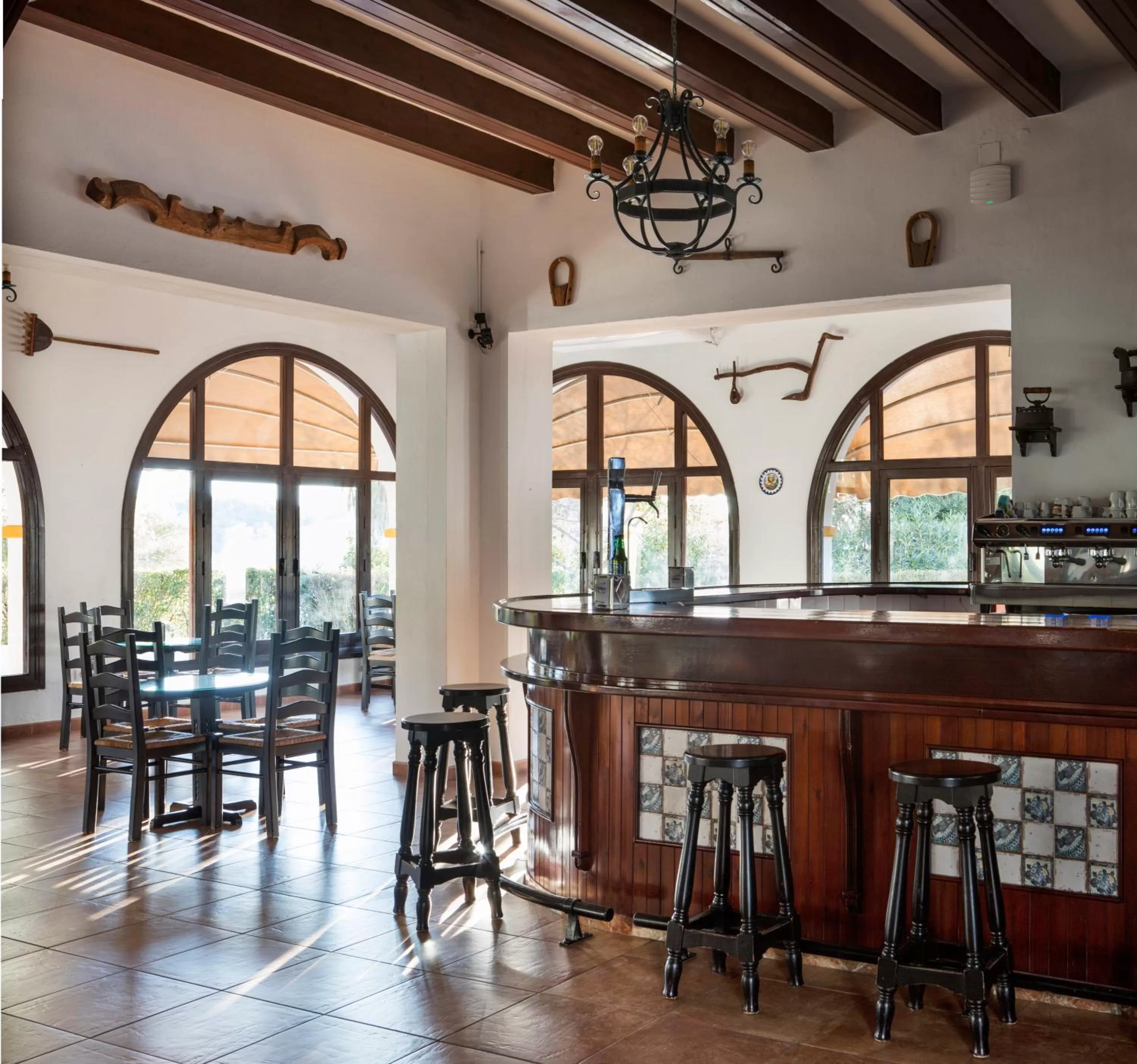 Lounge or bar in Hotel Tugasa Las Truchas