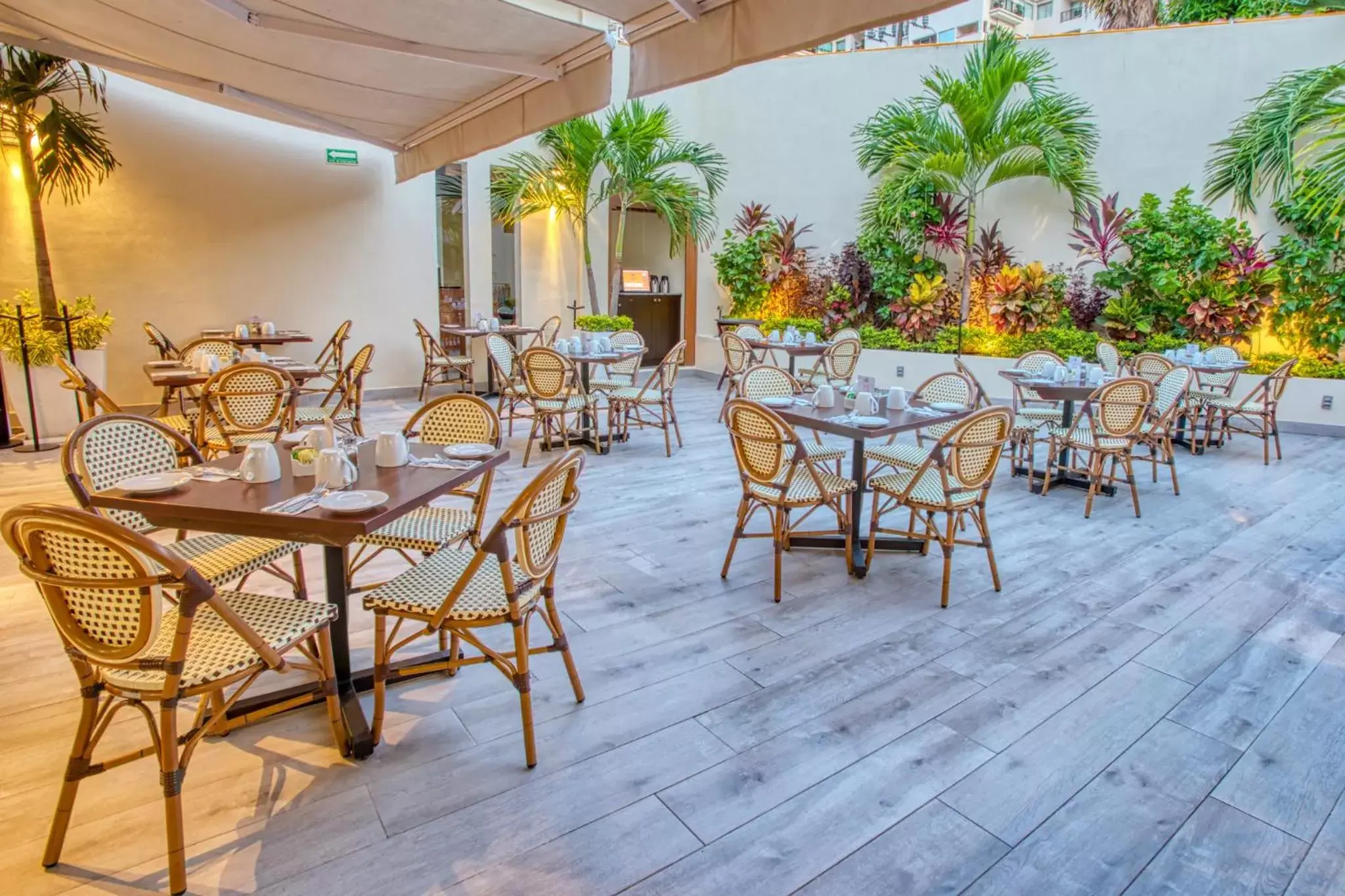 Dining area, Restaurant/Places to Eat in Casa Nicole Boutique Hotel