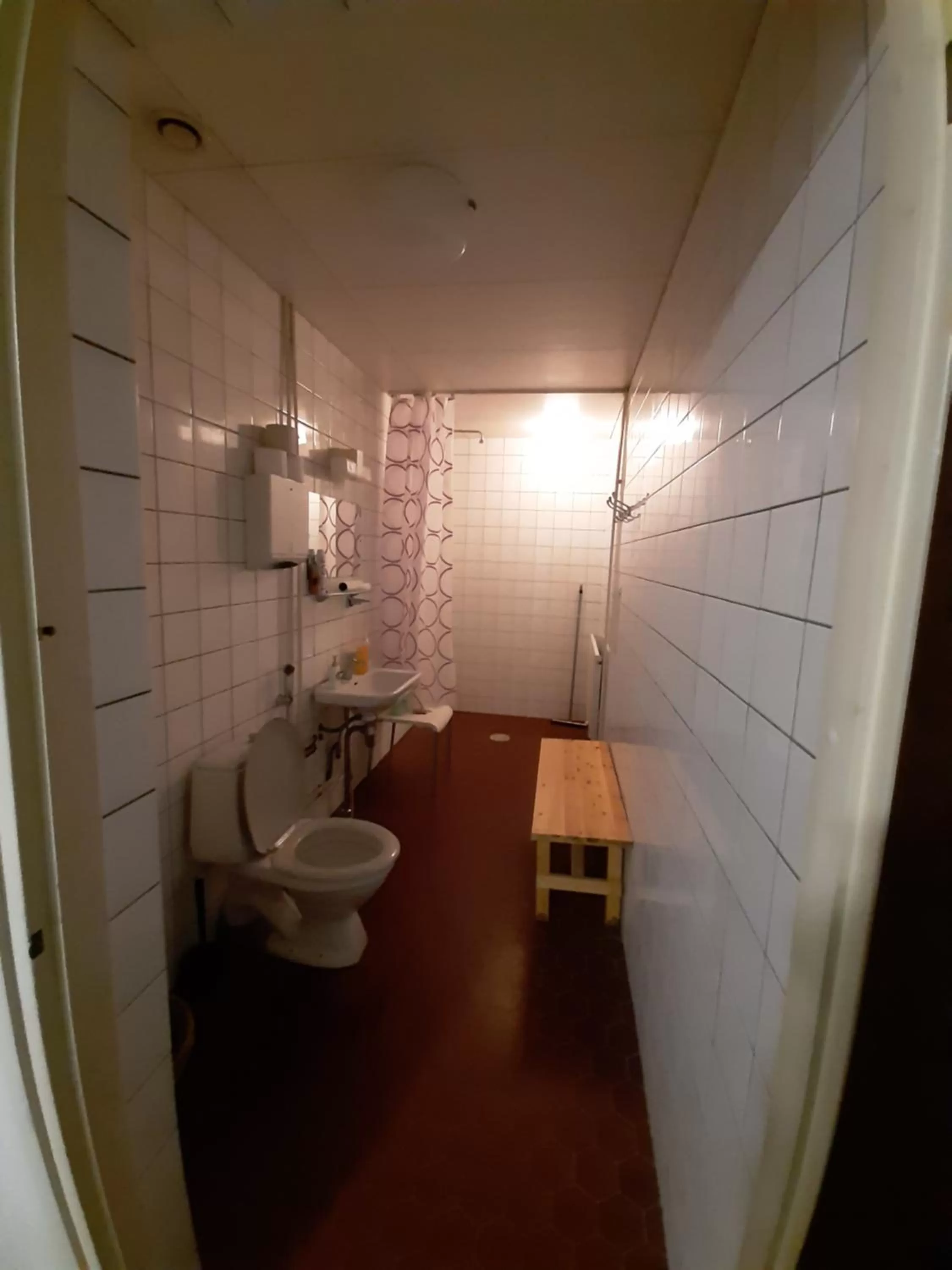 Shower in Minimotel