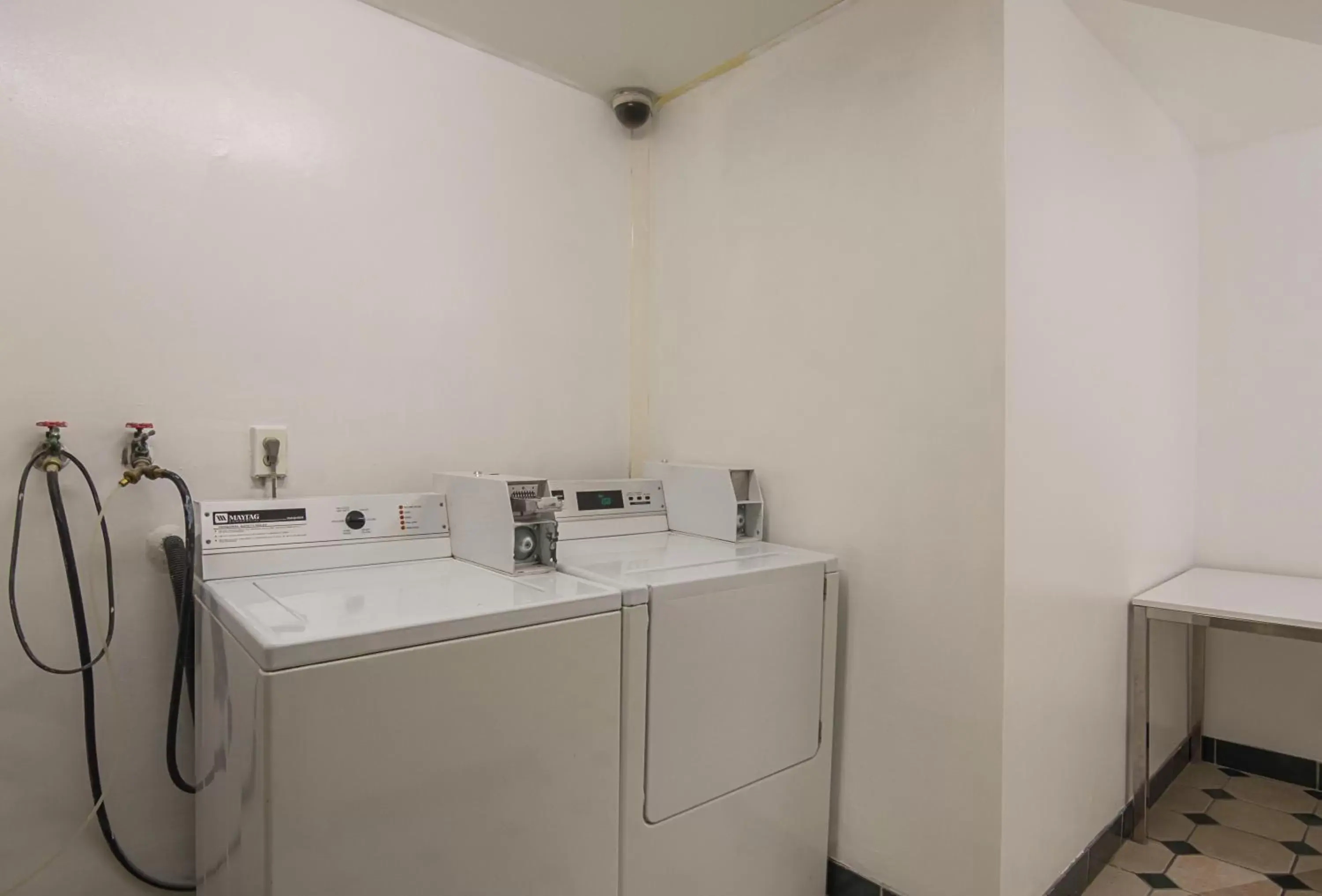 Other, Bathroom in Studio 6-Concord, CA