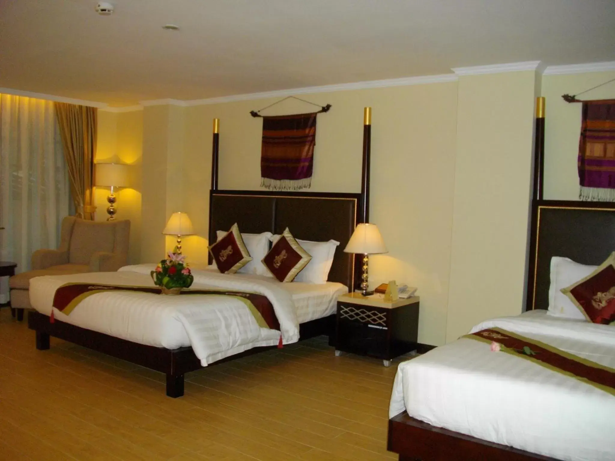 Bed in Lux Riverside Hotel & Apartment