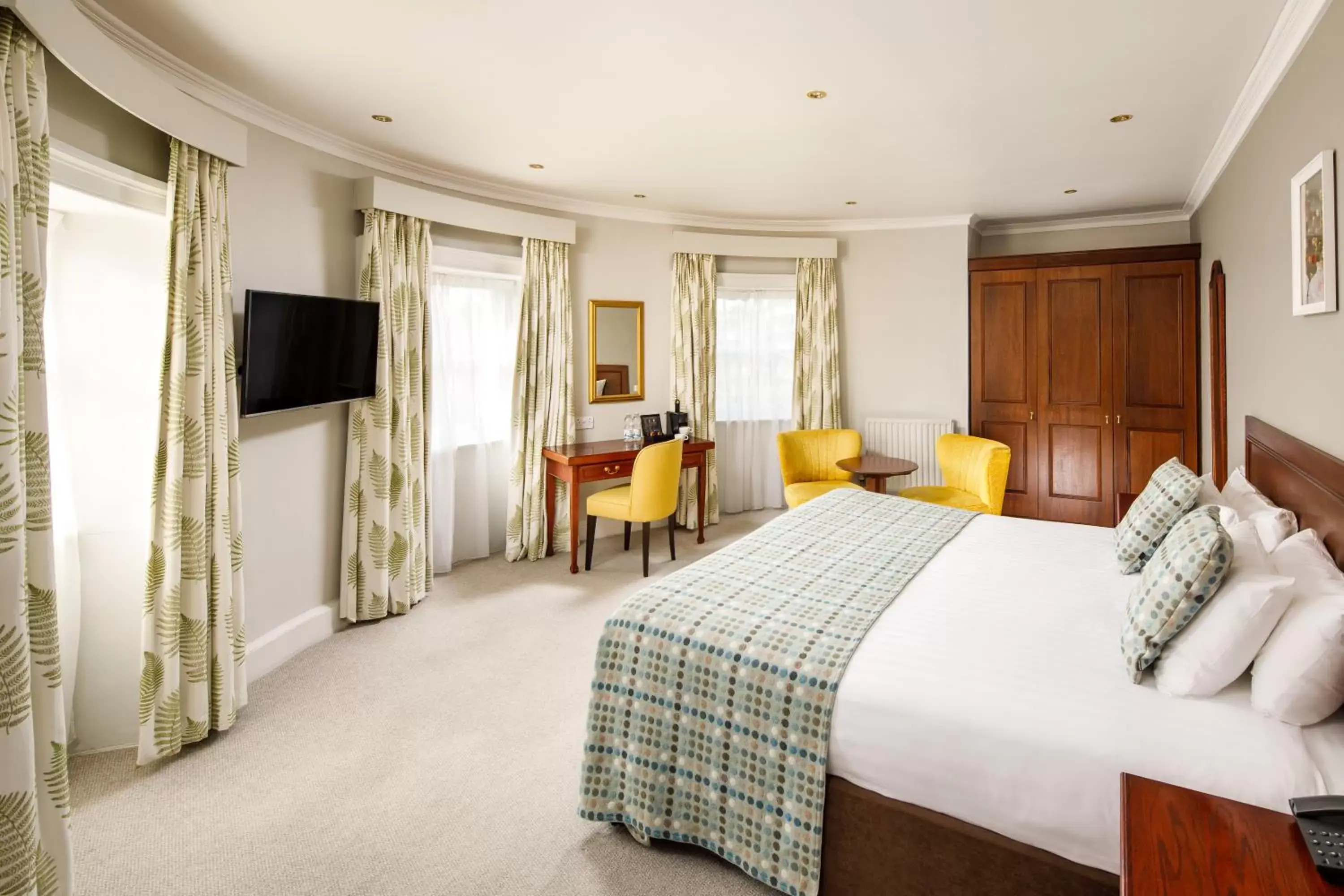 Bedroom in Mercure Gloucester Bowden Hall Hotel