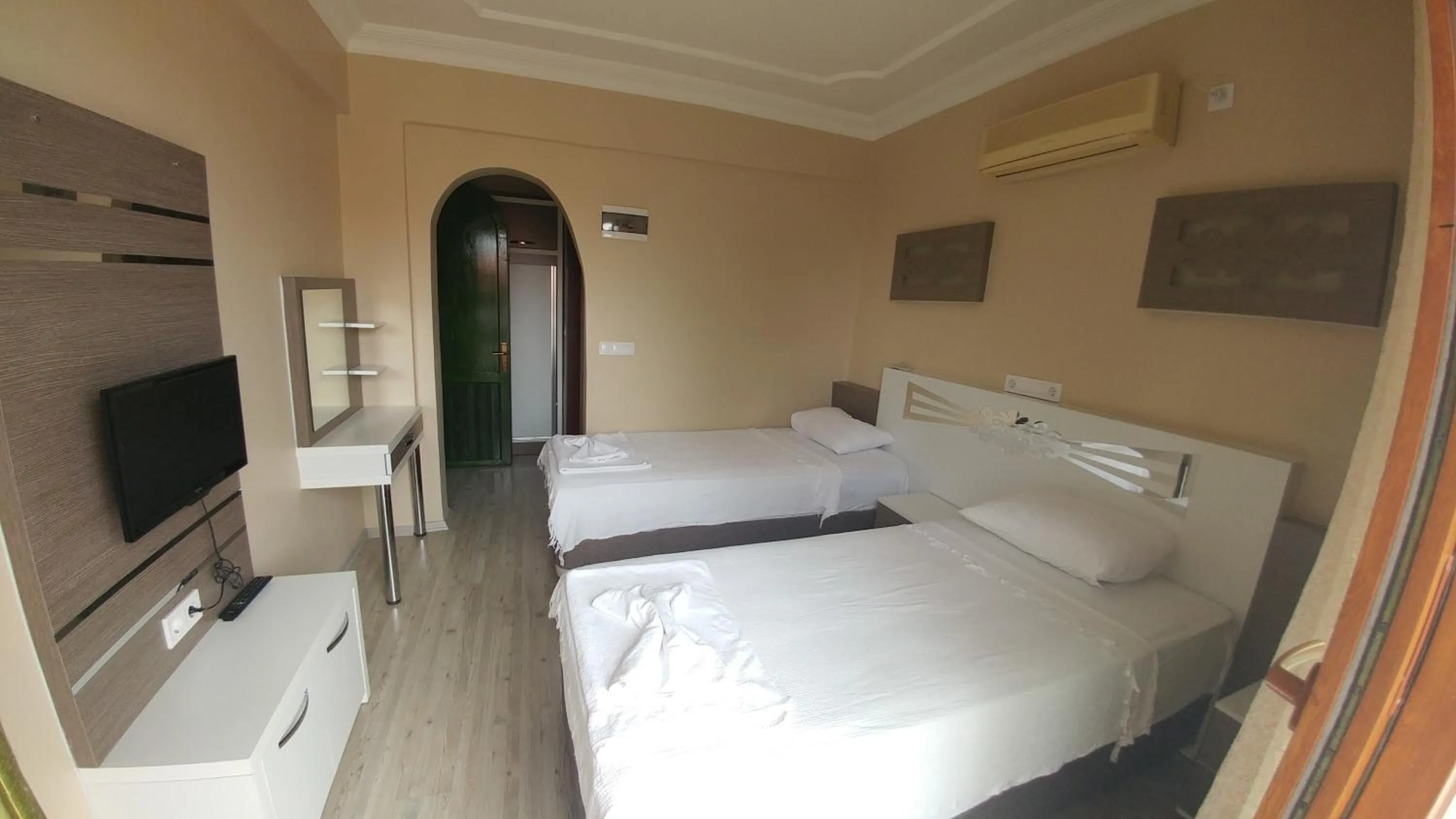 Shower in Bellamaritimo Hotel