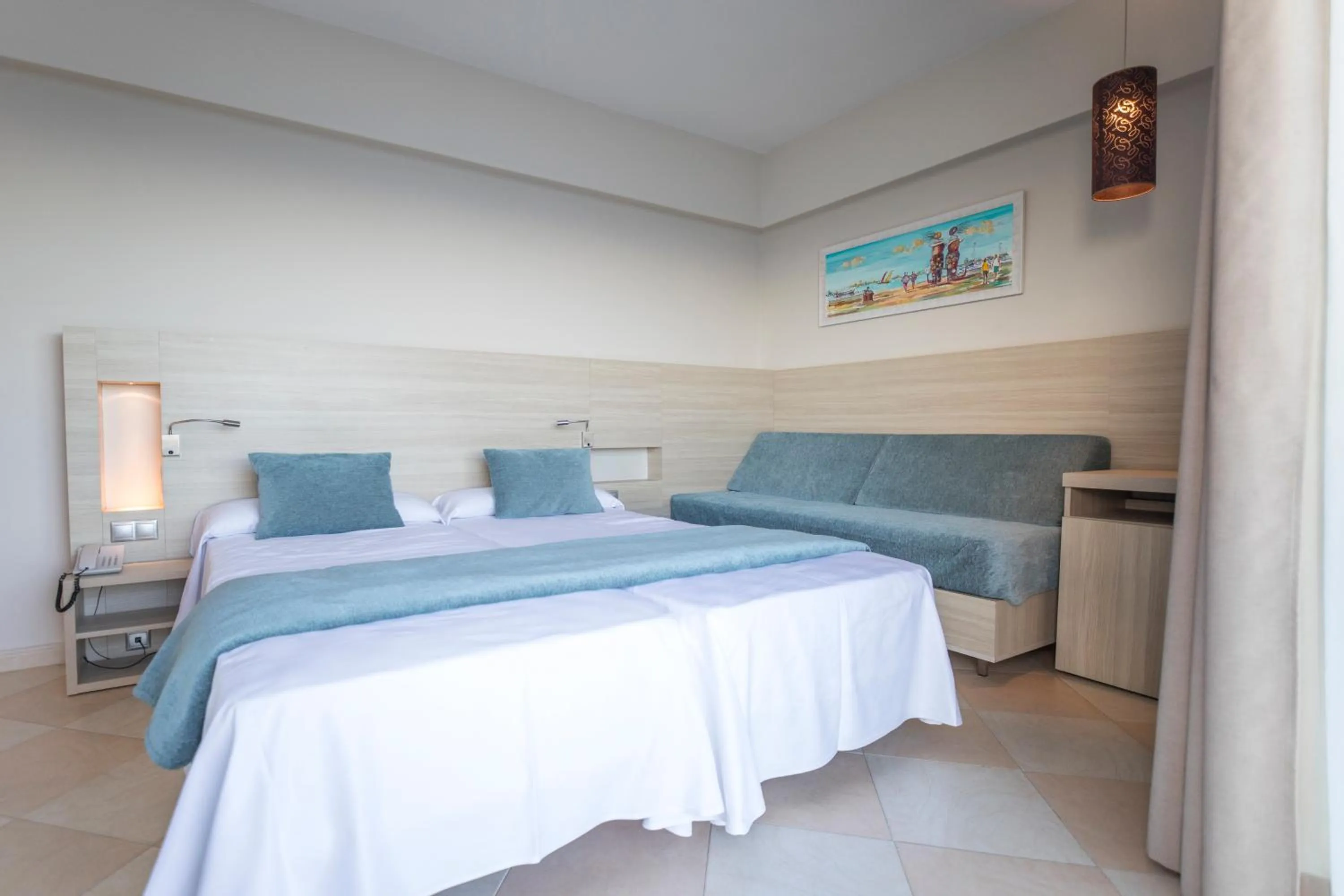 Triple Room with Panoramic View (2 Adults + 1 Child) in Hotel Augustus