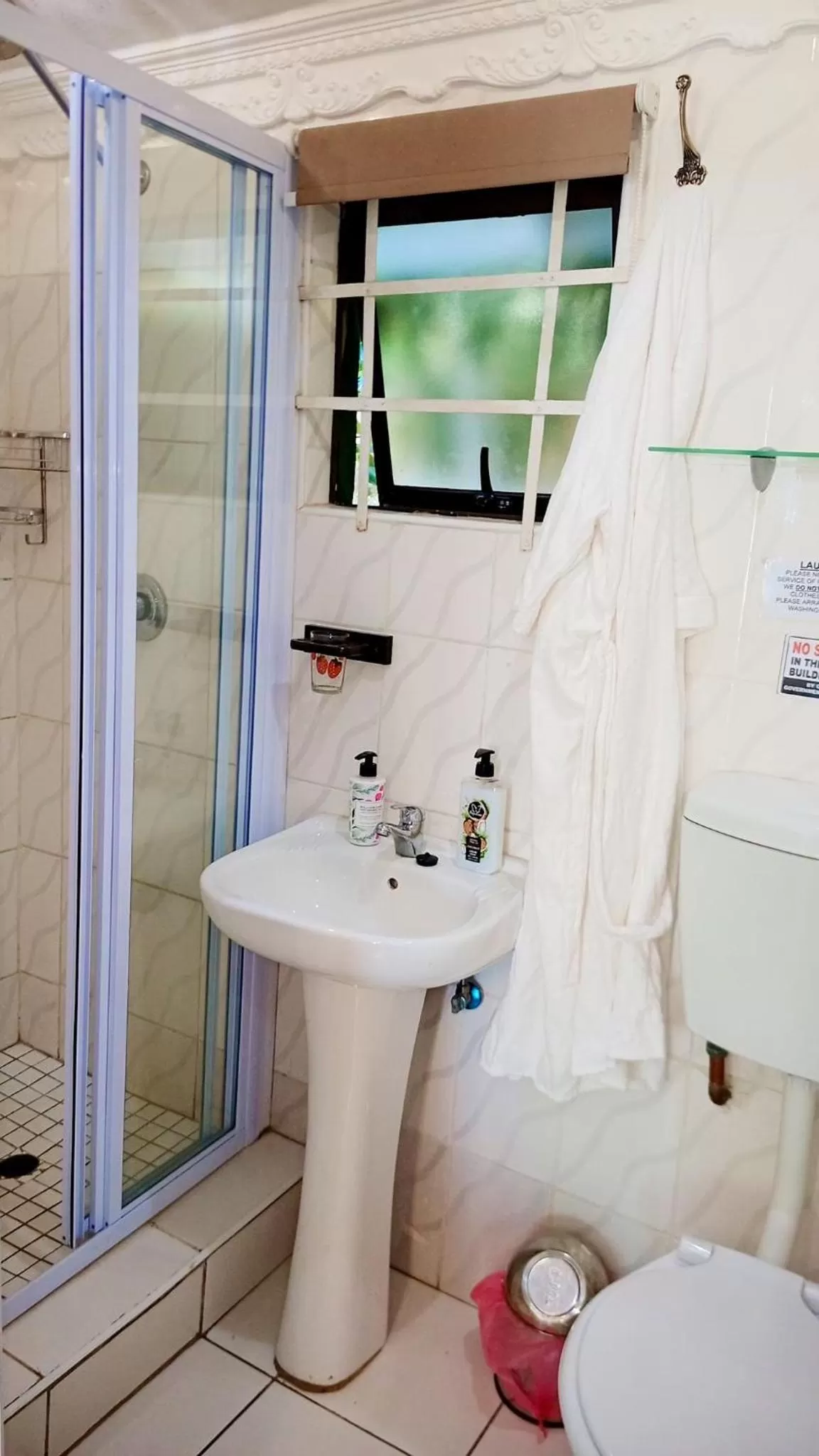Shower in Queensburgh B&B or Self Catering