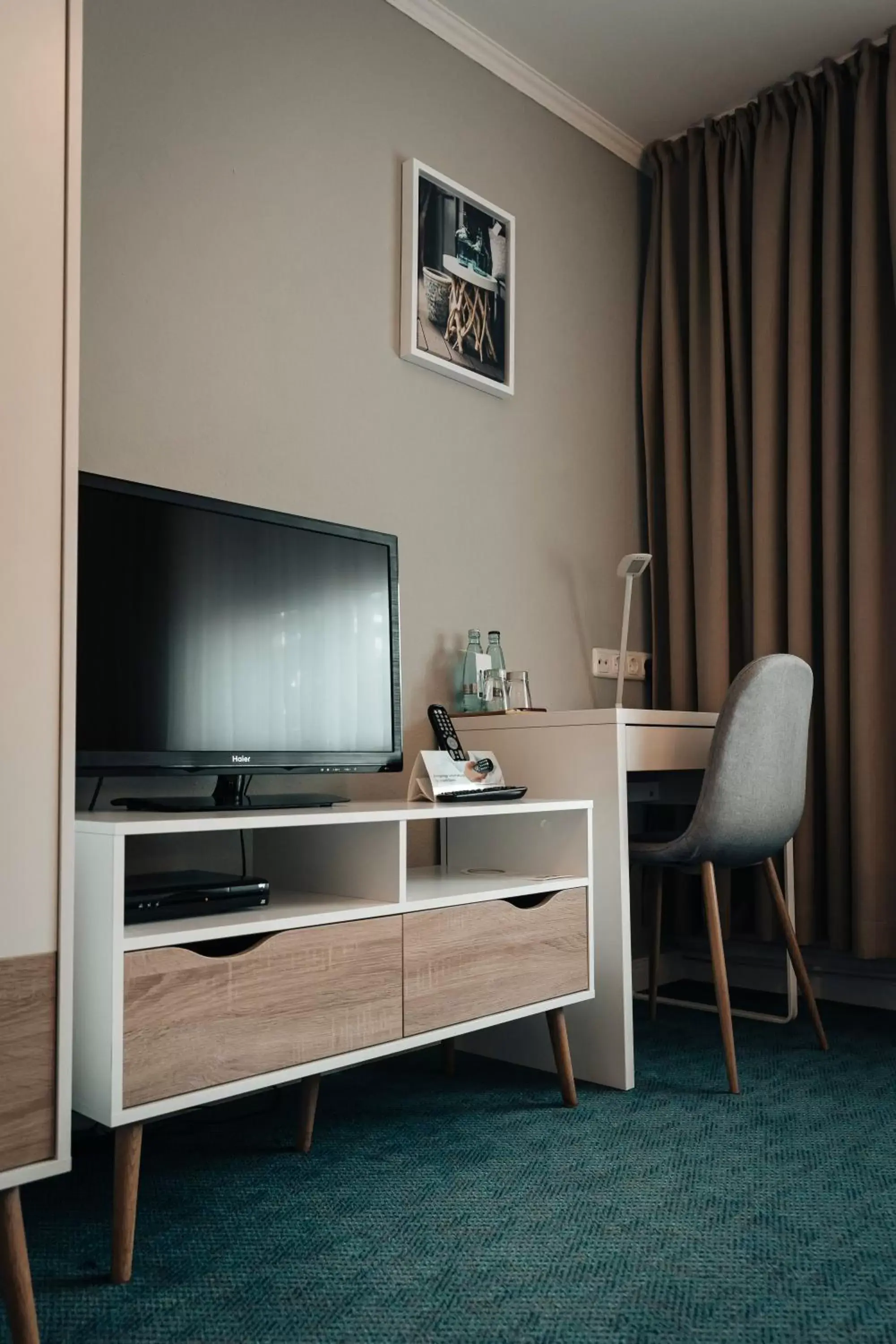 Photo of the whole room, TV/Entertainment Center in Hotel Freihof am Roland