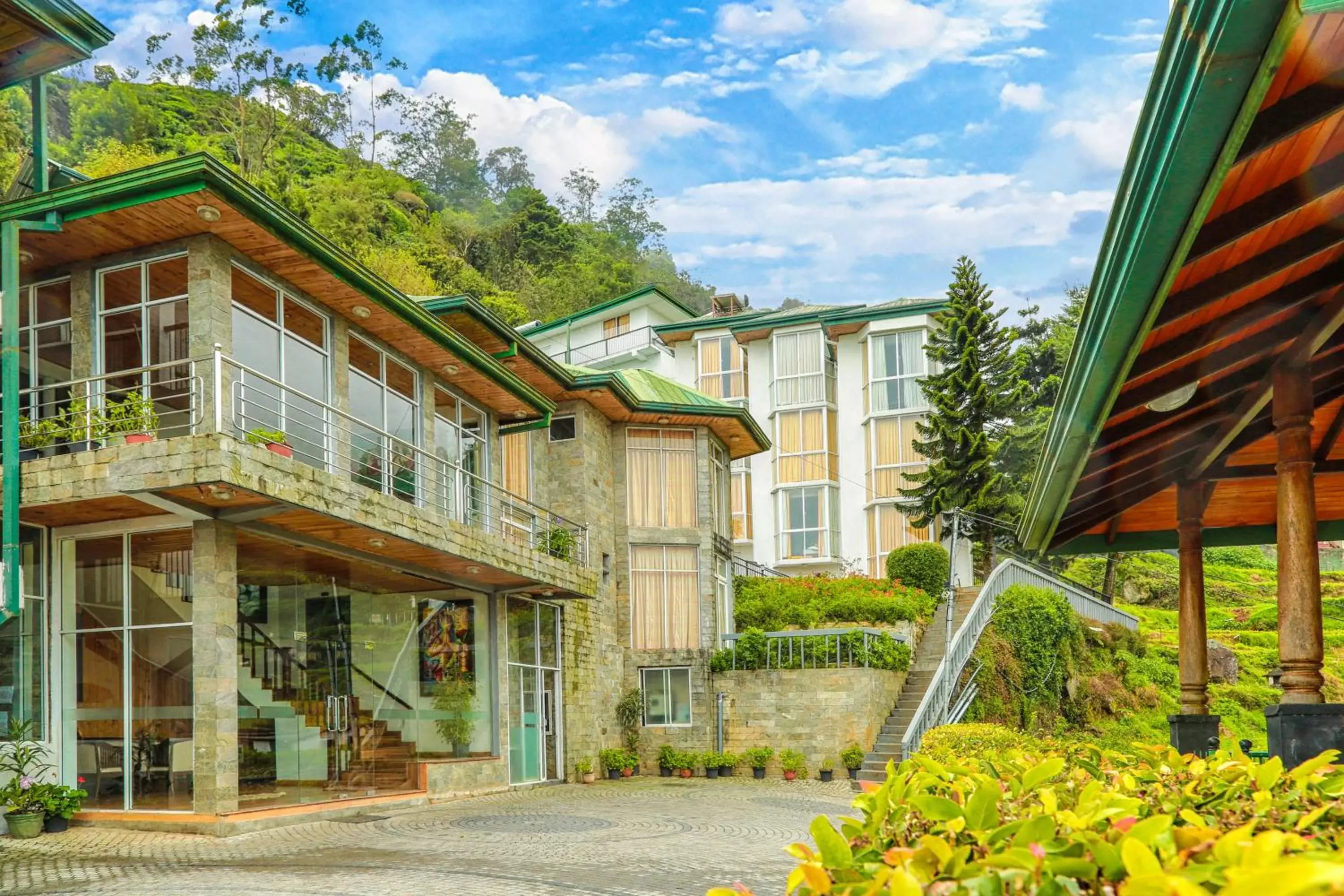 Lobby or reception in Oak Ray Summer Hill Breeze Lobby or reception in Oak Ray Summer Hill Breeze