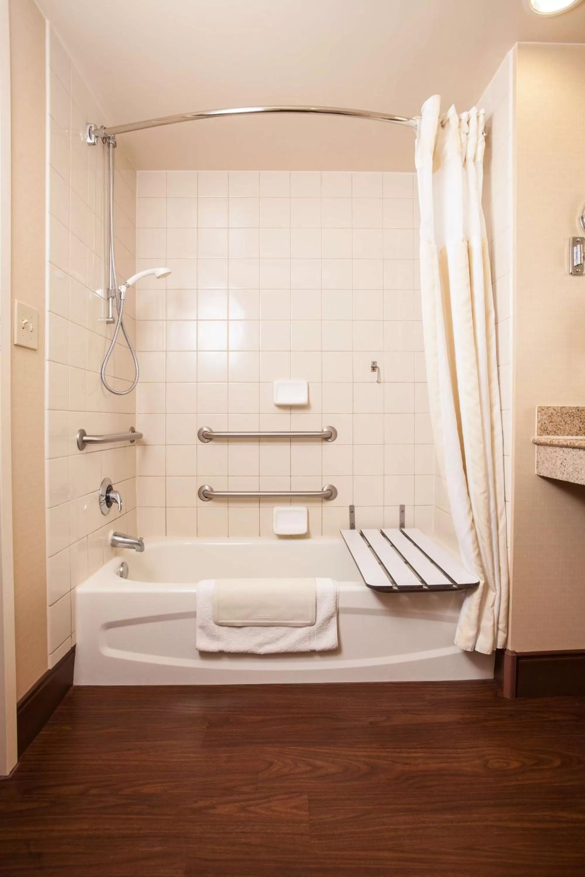 Bathroom in Hilton Garden Inn El Paso University