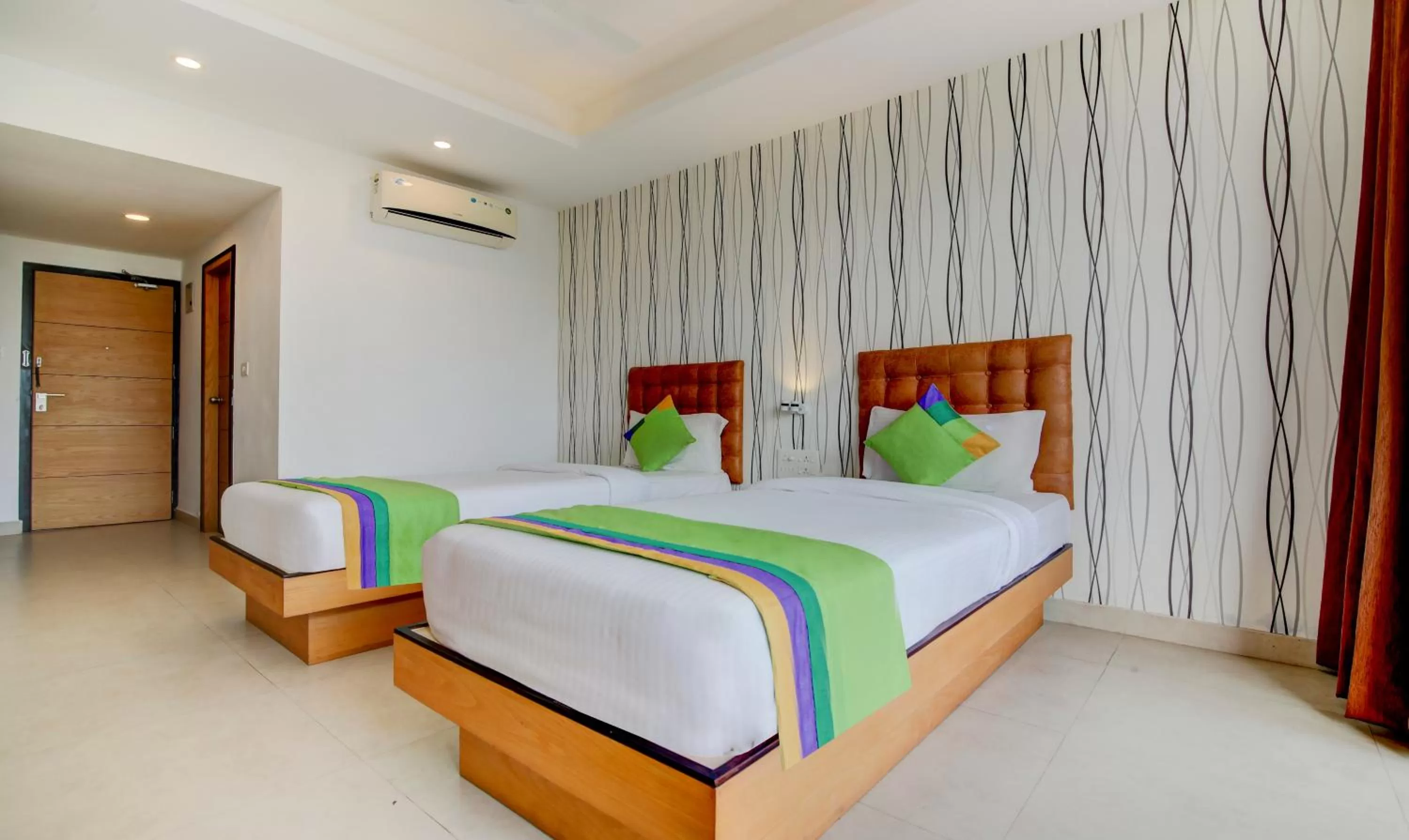 Photo of the whole room, Bed in Cilantro By The Sea